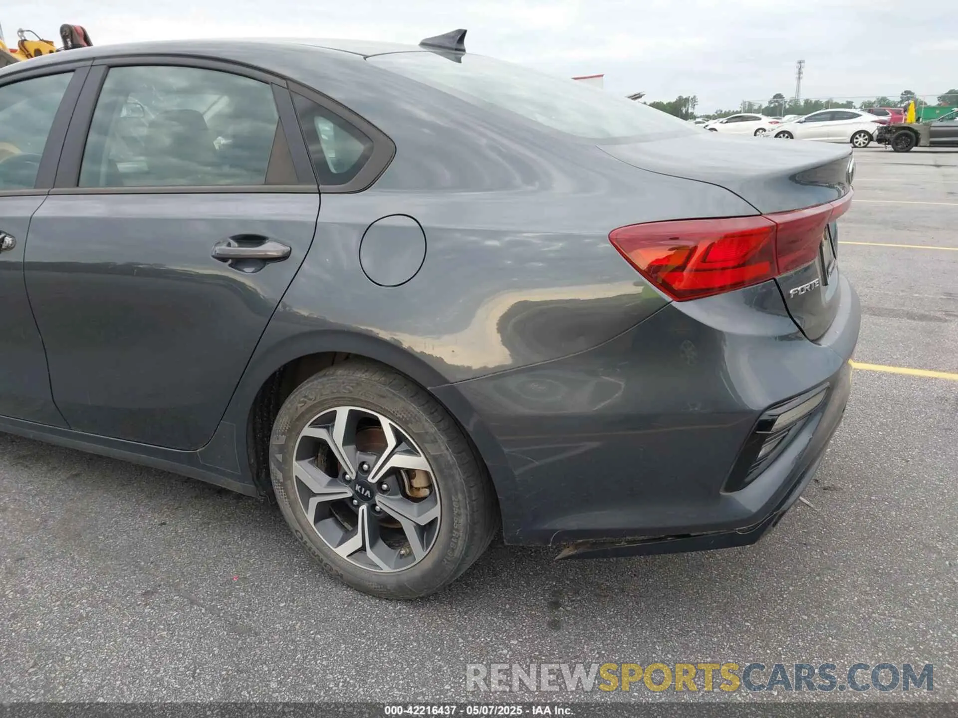 20 Photograph of a damaged car 3KPF24AD1ME346570 KIA FORTE 2021