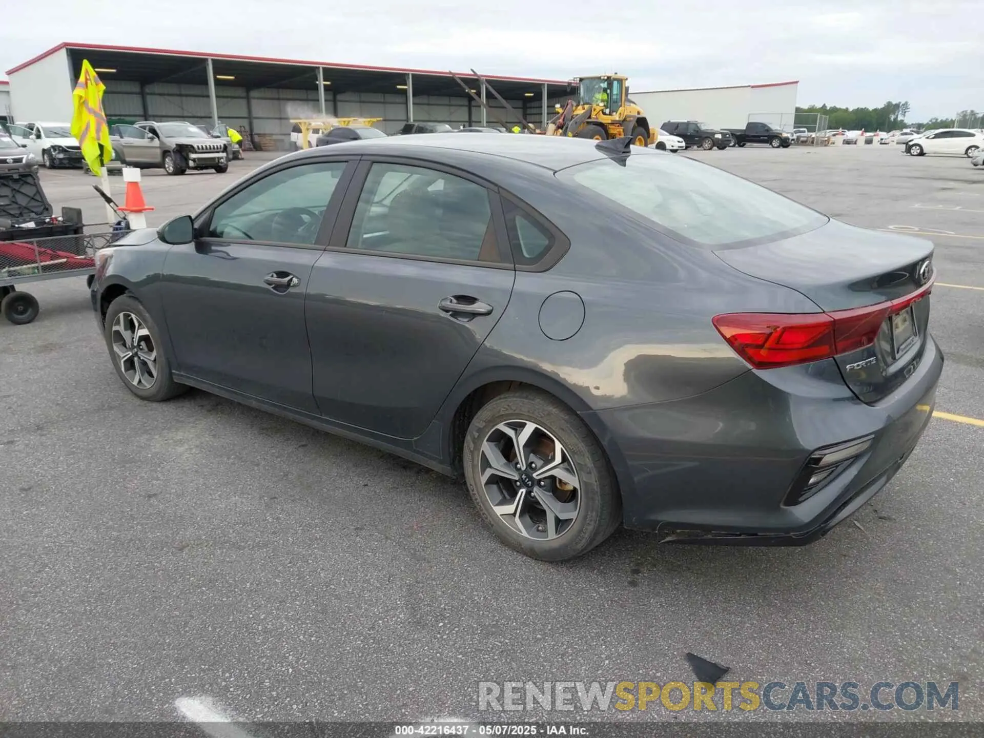 3 Photograph of a damaged car 3KPF24AD1ME346570 KIA FORTE 2021