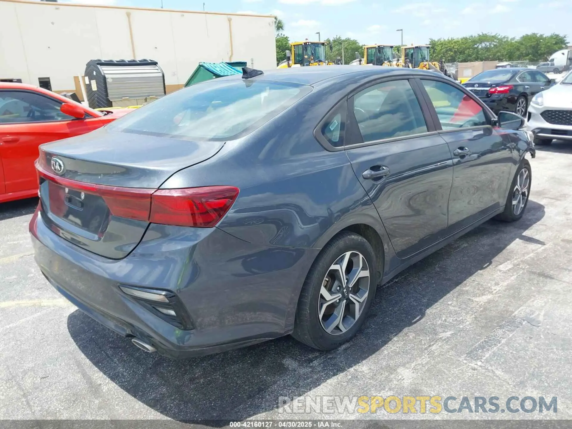 4 Photograph of a damaged car 3KPF24AD1ME353955 KIA FORTE 2021