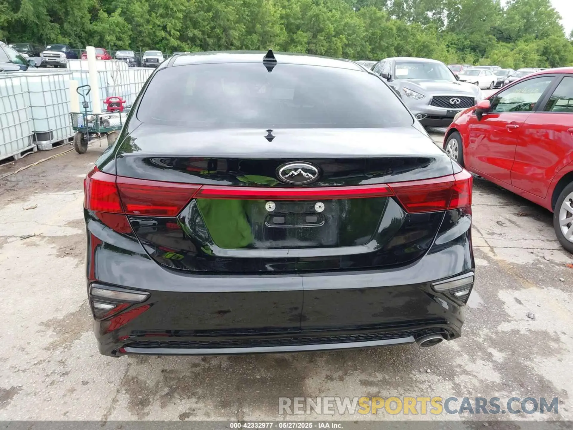 16 Photograph of a damaged car 3KPF24AD1ME360971 KIA FORTE 2021