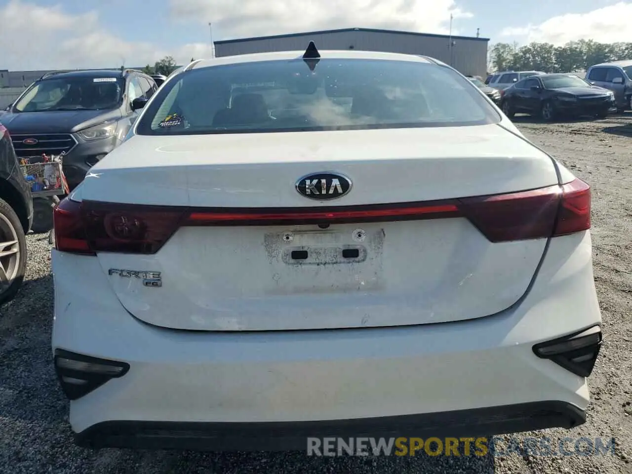 6 Photograph of a damaged car 3KPF24AD1ME374353 KIA FORTE 2021