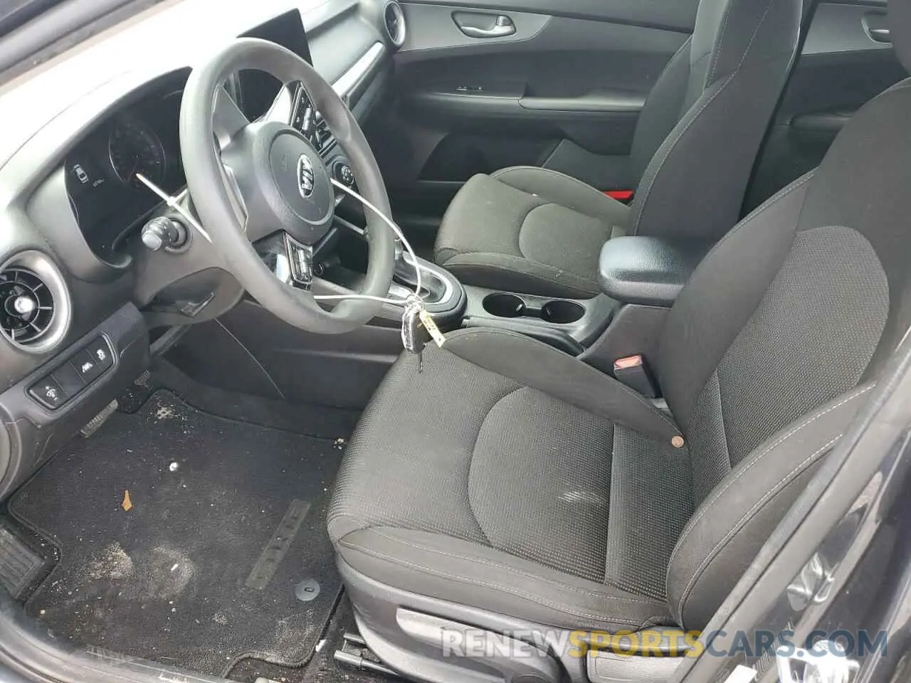7 Photograph of a damaged car 3KPF24AD1ME380668 KIA FORTE 2021