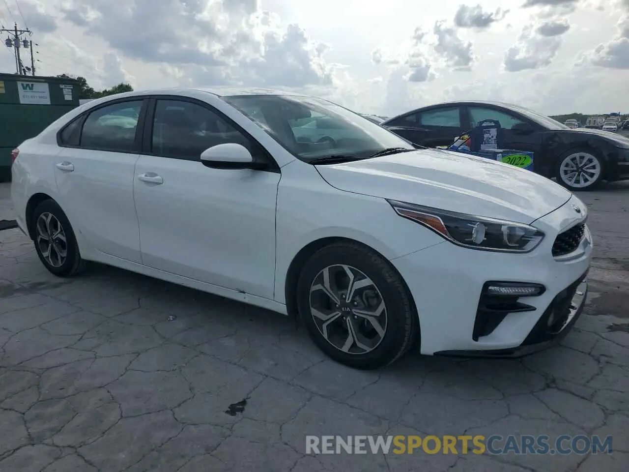 4 Photograph of a damaged car 3KPF24AD1ME383635 KIA FORTE 2021