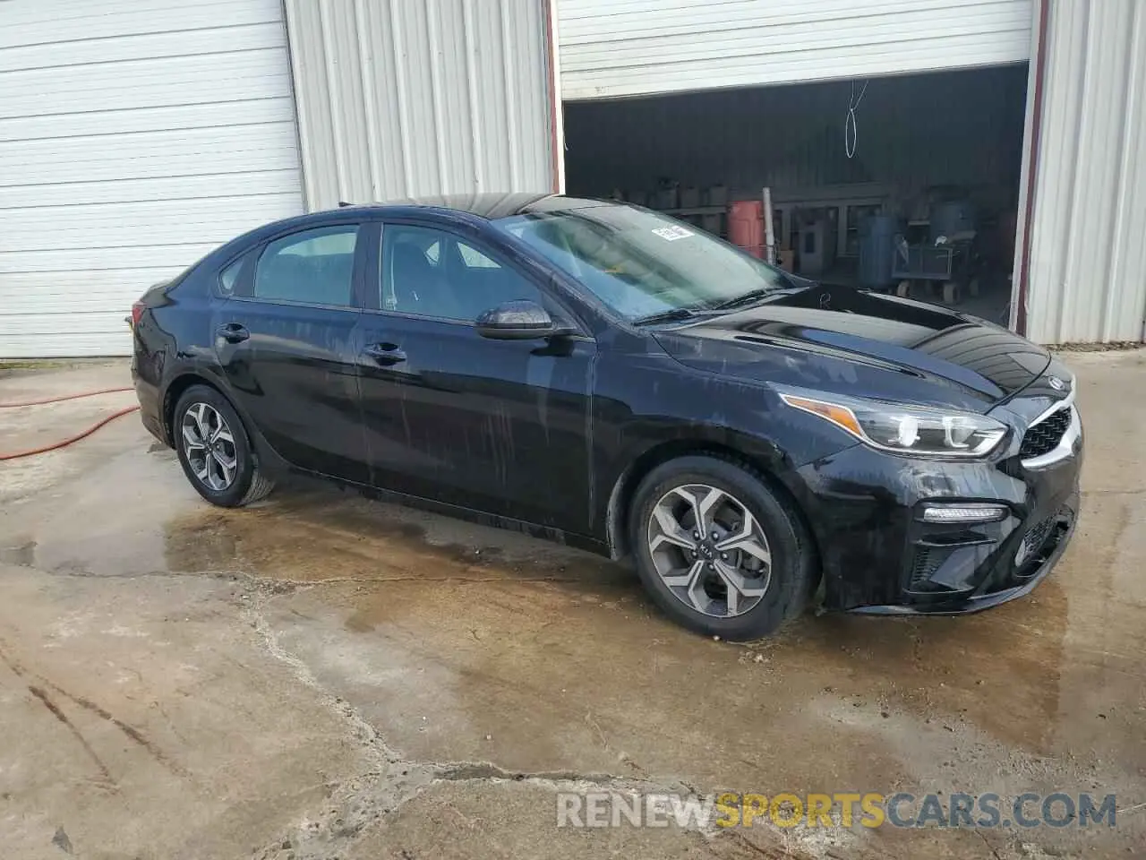 4 Photograph of a damaged car 3KPF24AD1ME384073 KIA FORTE 2021