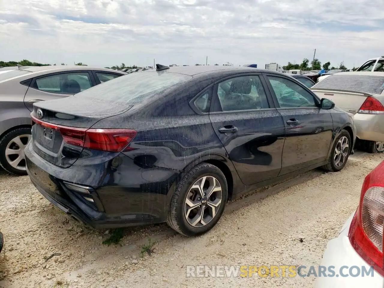 3 Photograph of a damaged car 3KPF24AD1ME412230 KIA FORTE 2021