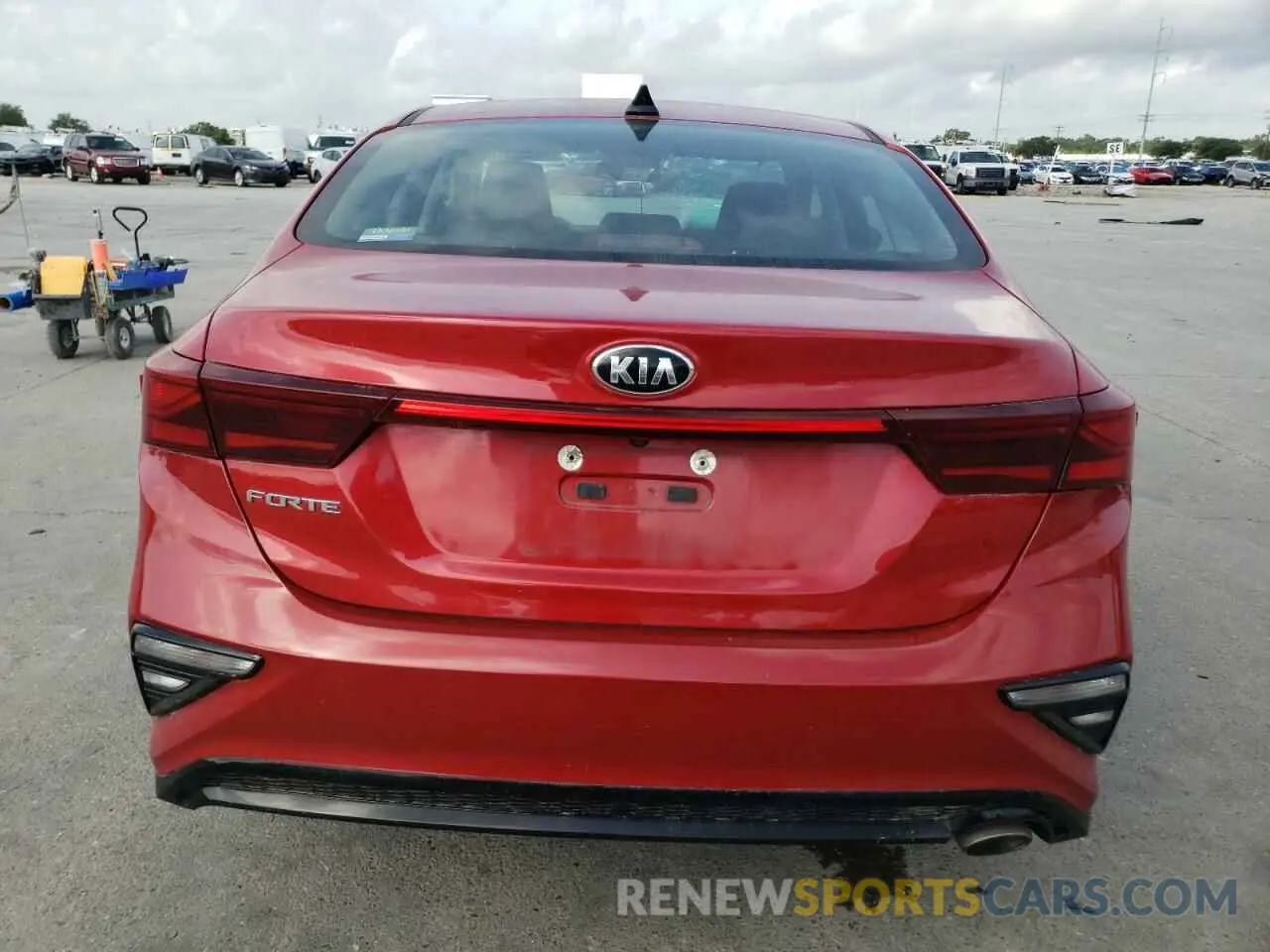 6 Photograph of a damaged car 3KPF24AD2ME267473 KIA FORTE 2021