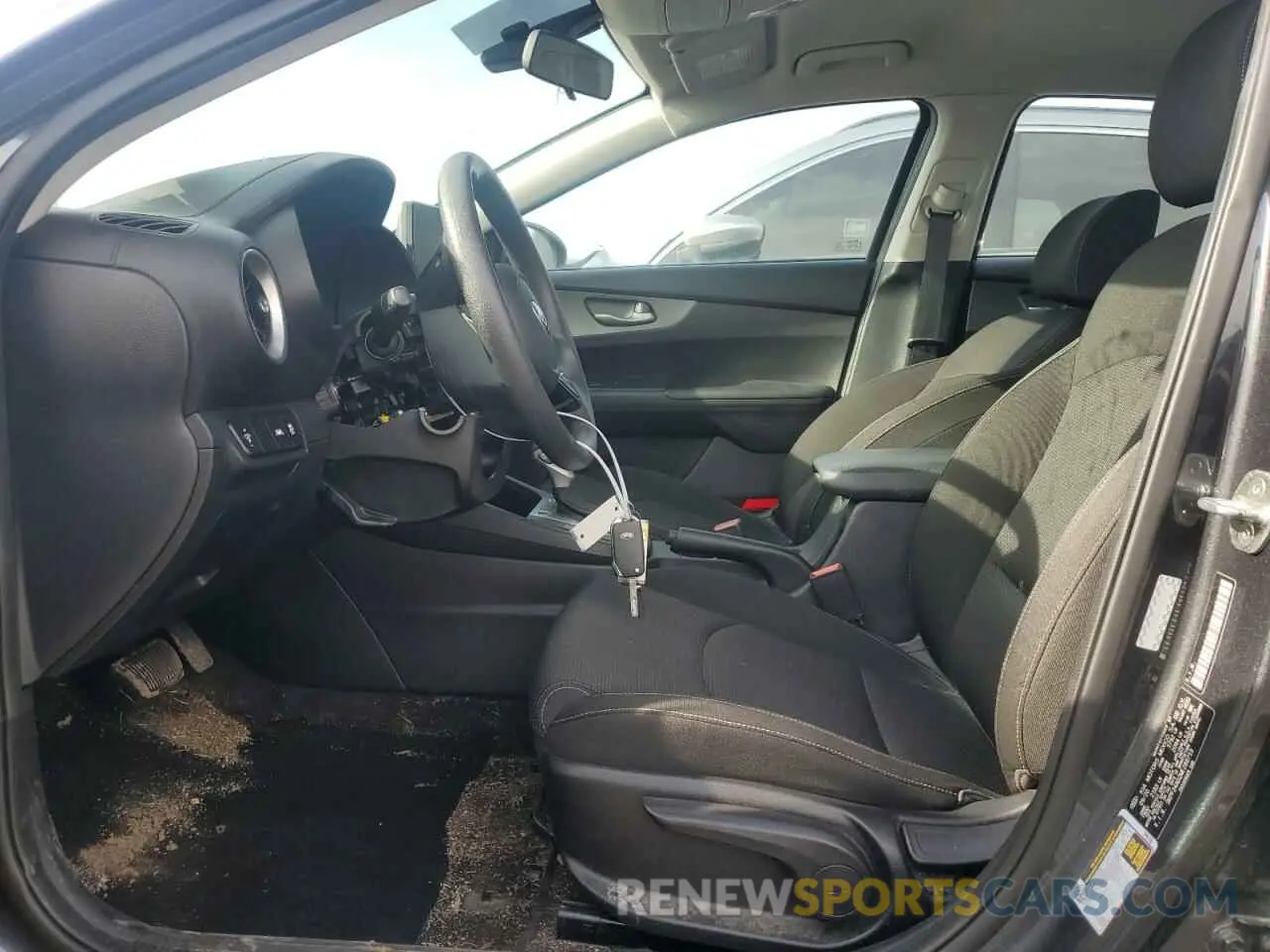 7 Photograph of a damaged car 3KPF24AD2ME288713 KIA FORTE 2021