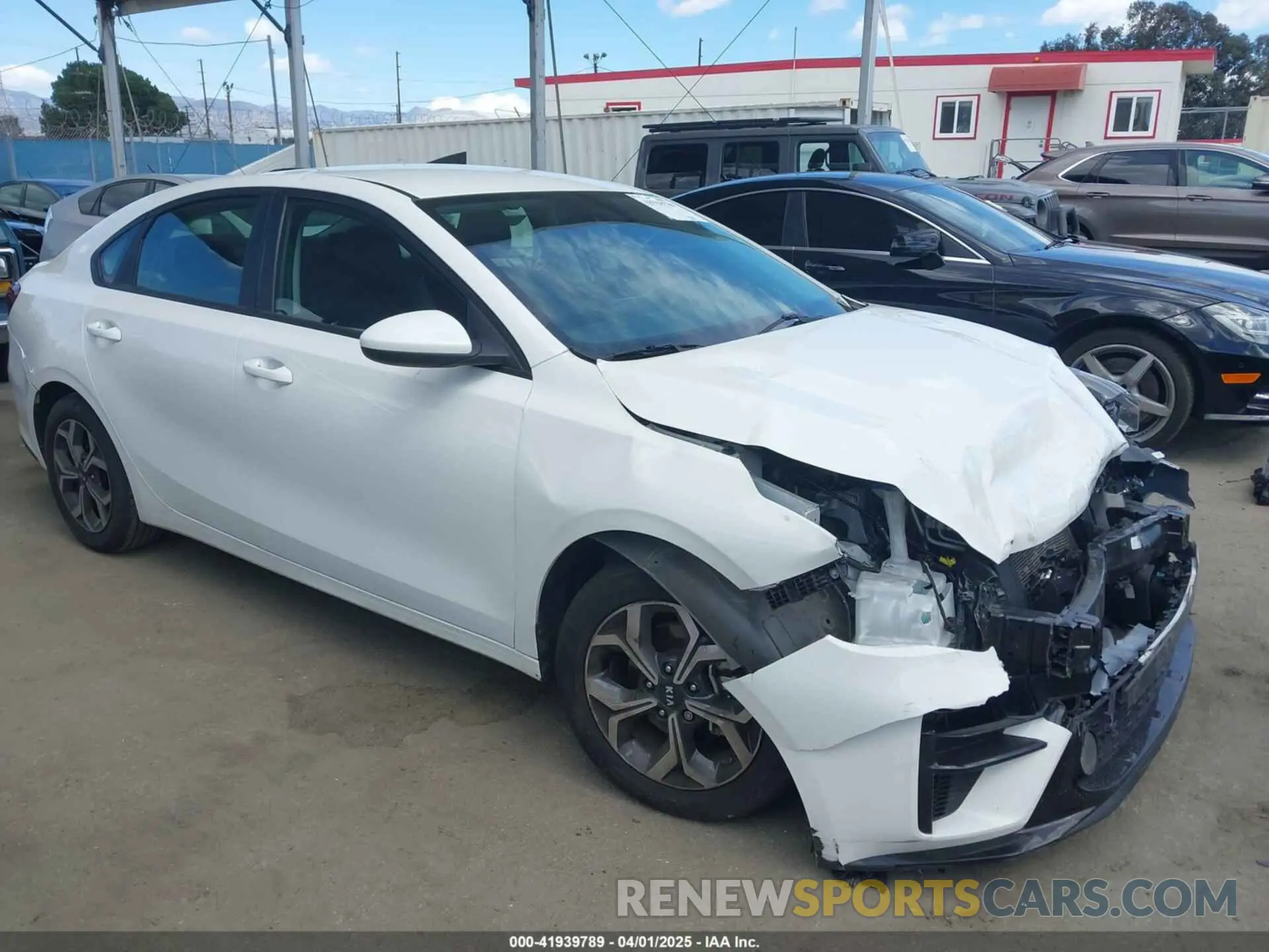 1 Photograph of a damaged car 3KPF24AD2ME300889 KIA FORTE 2021