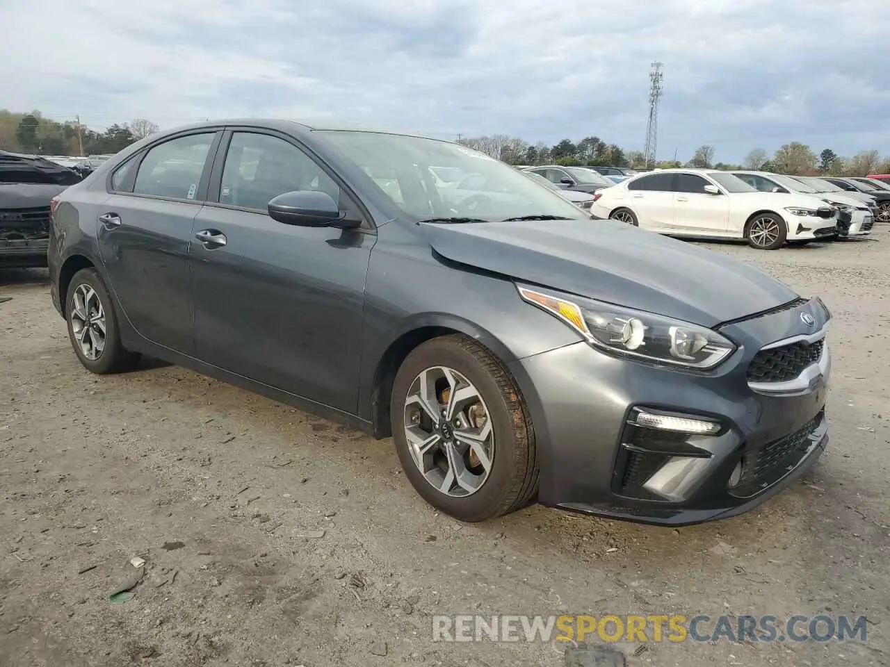 4 Photograph of a damaged car 3KPF24AD2ME313464 KIA FORTE 2021