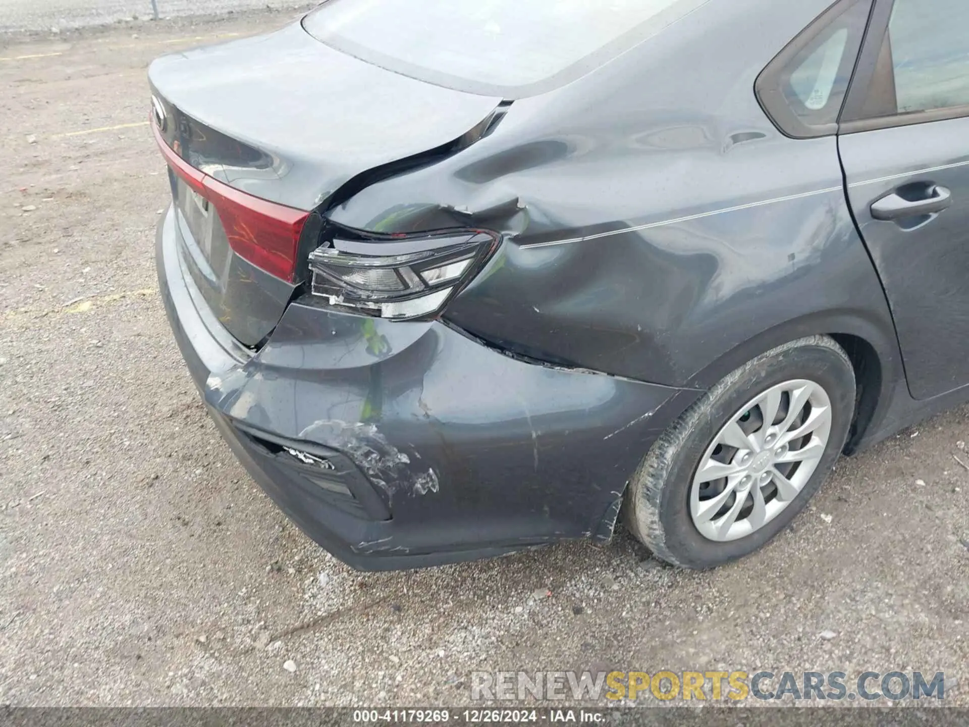 16 Photograph of a damaged car 3KPF24AD2ME320673 KIA FORTE 2021