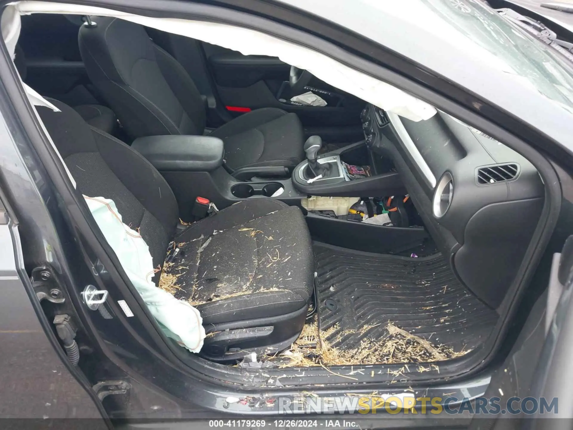 5 Photograph of a damaged car 3KPF24AD2ME320673 KIA FORTE 2021