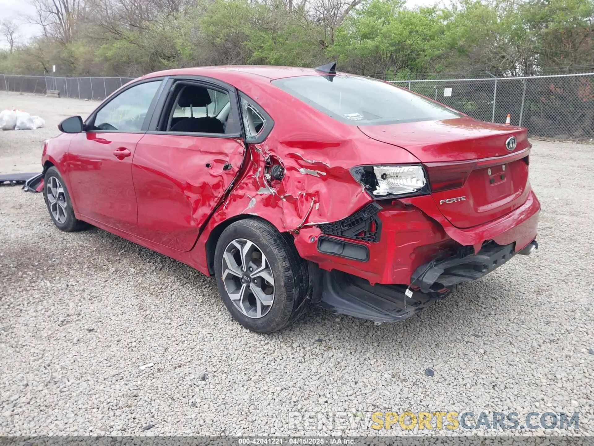 3 Photograph of a damaged car 3KPF24AD2ME338073 KIA FORTE 2021
