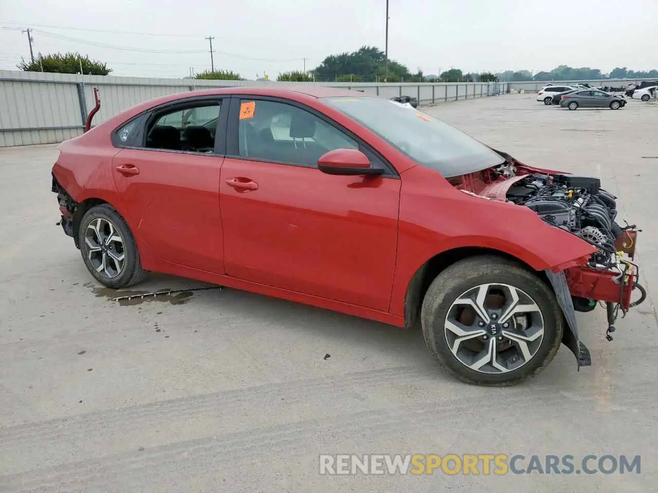 4 Photograph of a damaged car 3KPF24AD2ME340096 KIA FORTE 2021