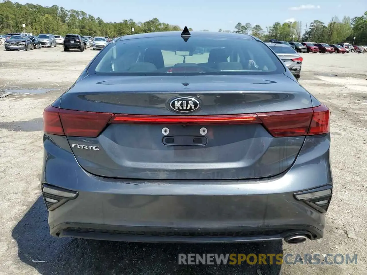 6 Photograph of a damaged car 3KPF24AD2ME346948 KIA FORTE 2021