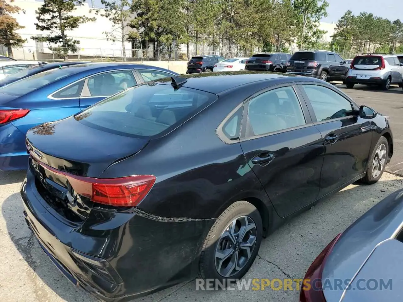 3 Photograph of a damaged car 3KPF24AD2ME349591 KIA FORTE 2021
