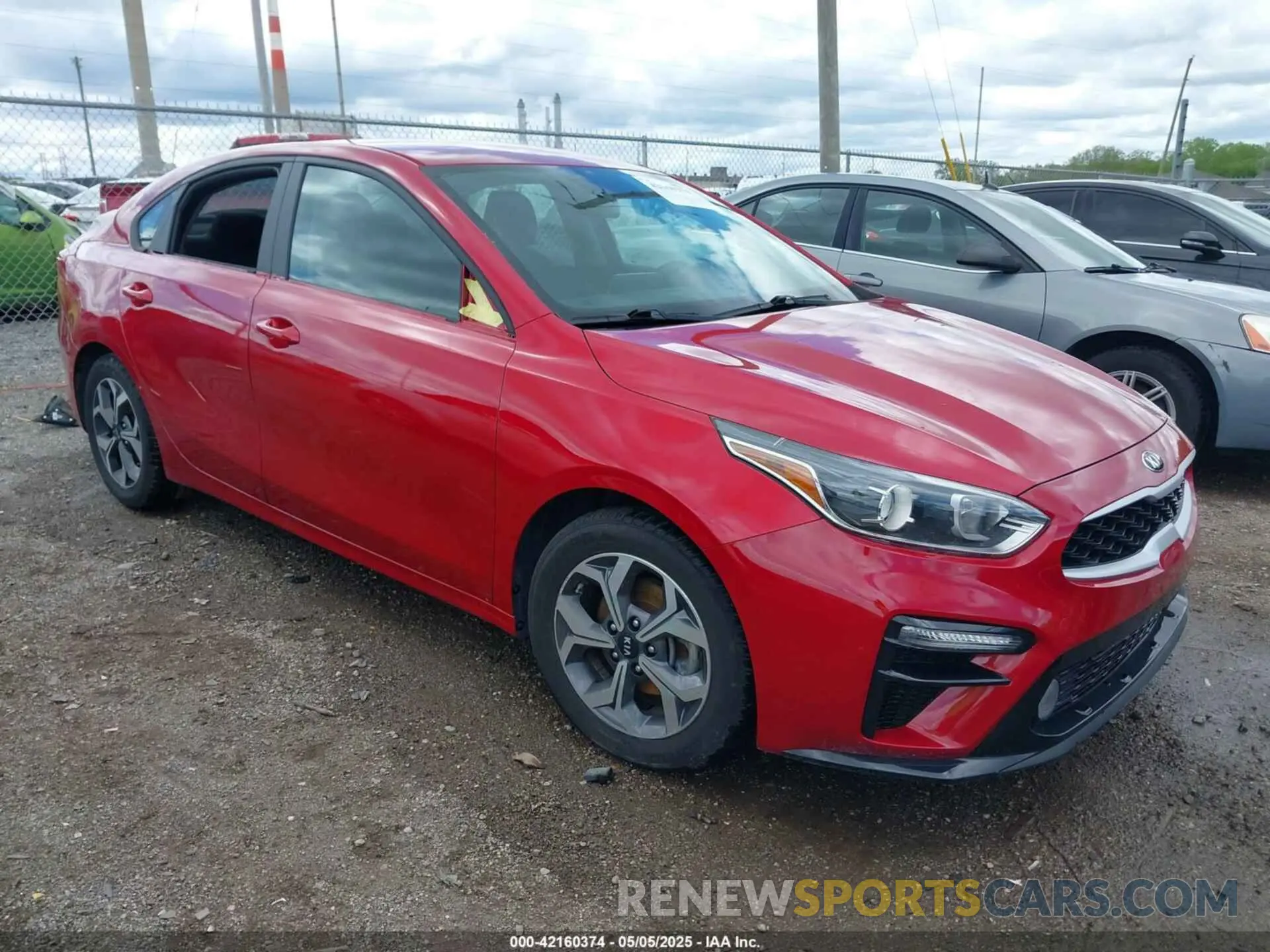 1 Photograph of a damaged car 3KPF24AD2ME359327 KIA FORTE 2021
