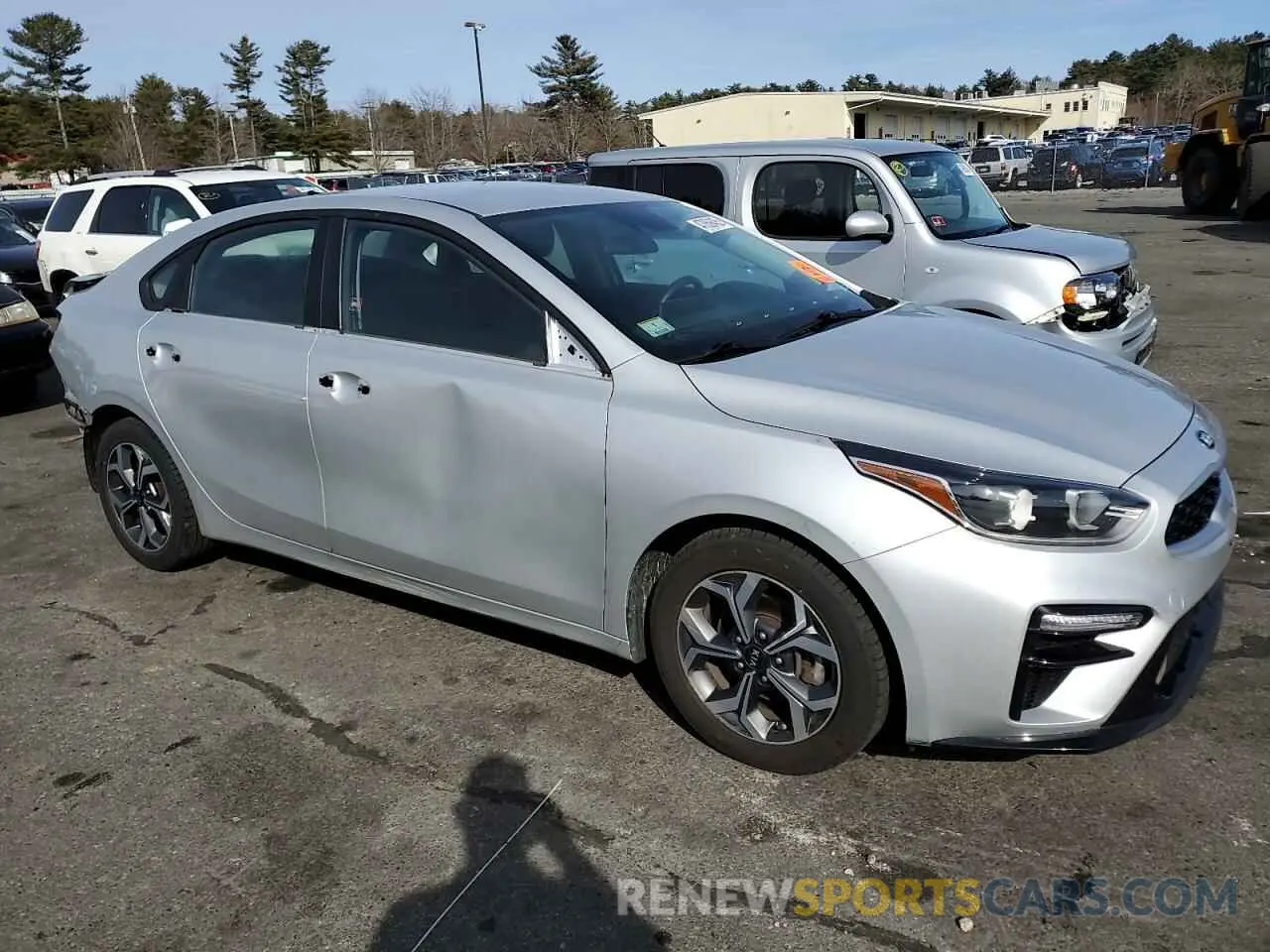 4 Photograph of a damaged car 3KPF24AD2ME369937 KIA FORTE 2021