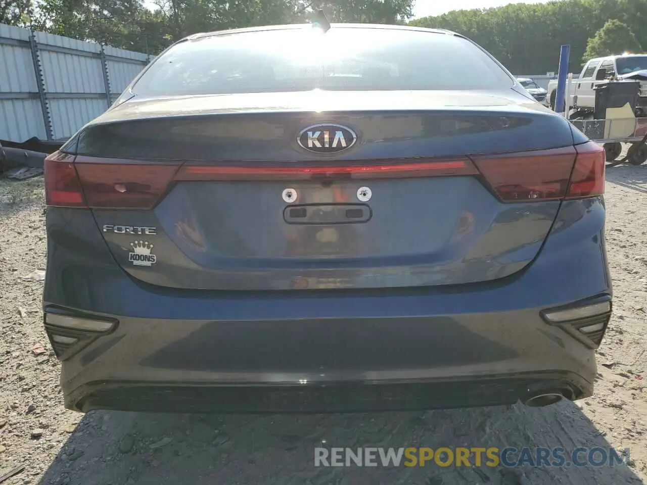 6 Photograph of a damaged car 3KPF24AD2ME412348 KIA FORTE 2021