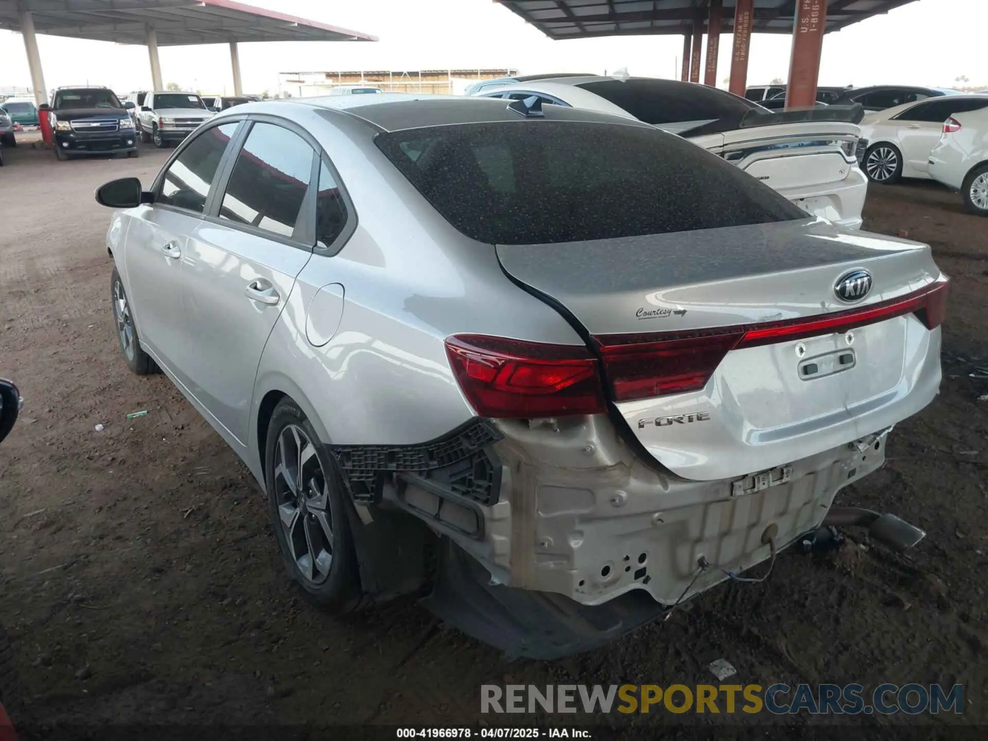 3 Photograph of a damaged car 3KPF24AD3ME286078 KIA FORTE 2021