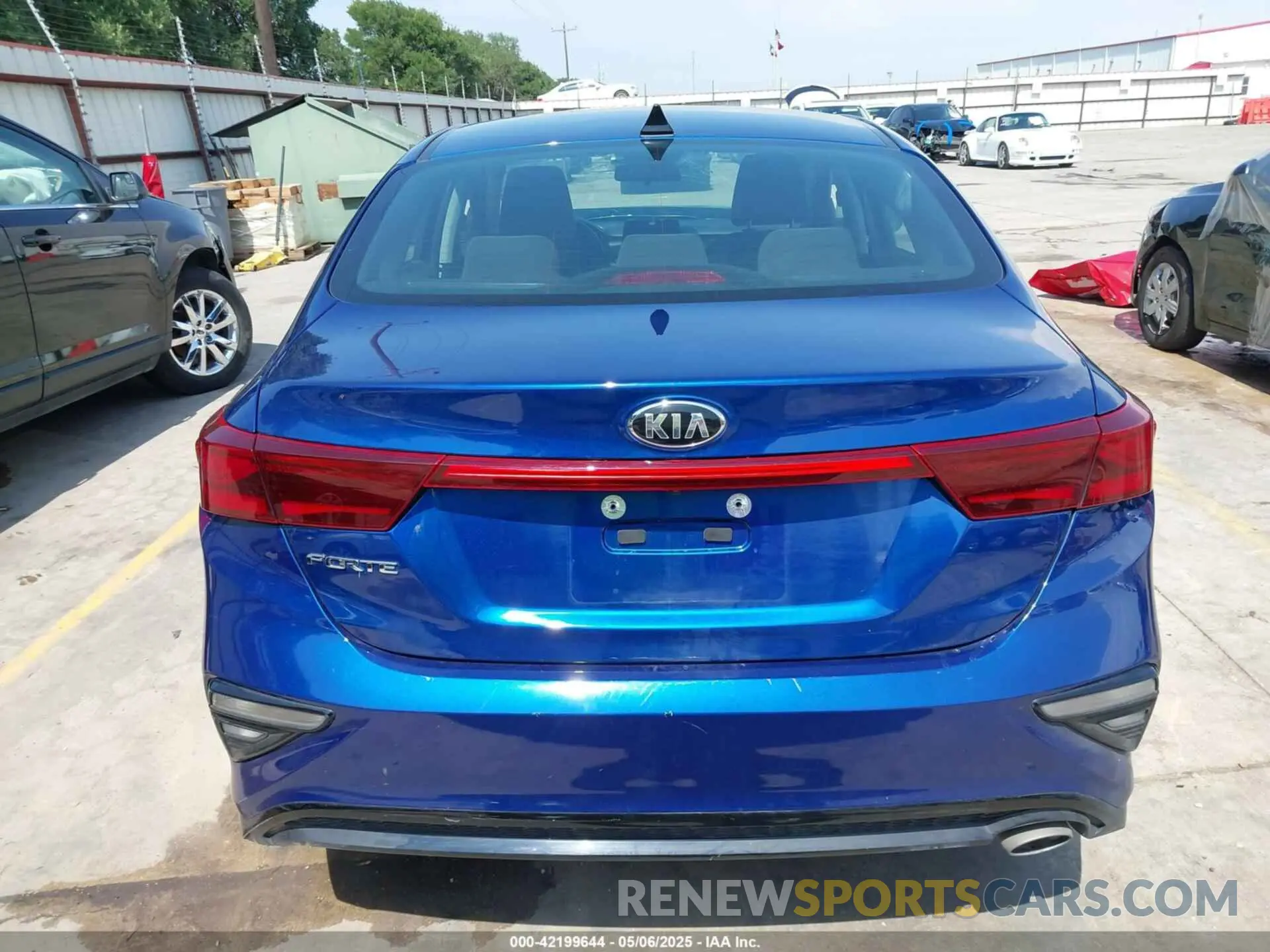 19 Photograph of a damaged car 3KPF24AD3ME289224 KIA FORTE 2021