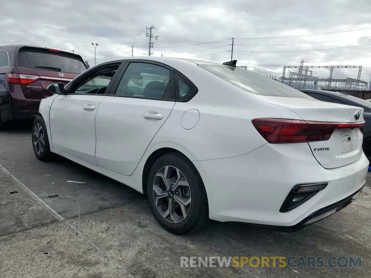 2 Photograph of a damaged car 3KPF24AD3ME302912 KIA FORTE 2021