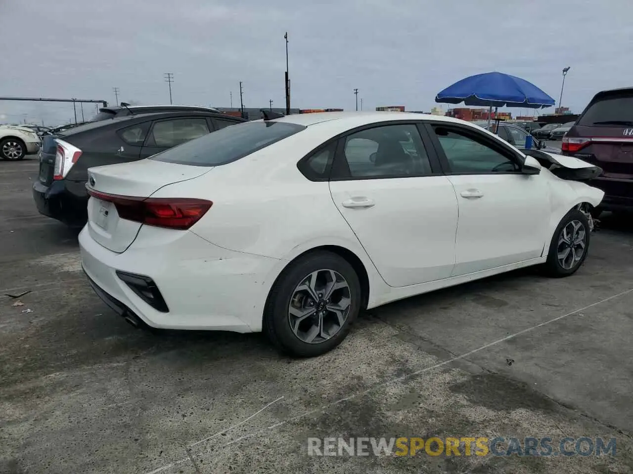 3 Photograph of a damaged car 3KPF24AD3ME302912 KIA FORTE 2021