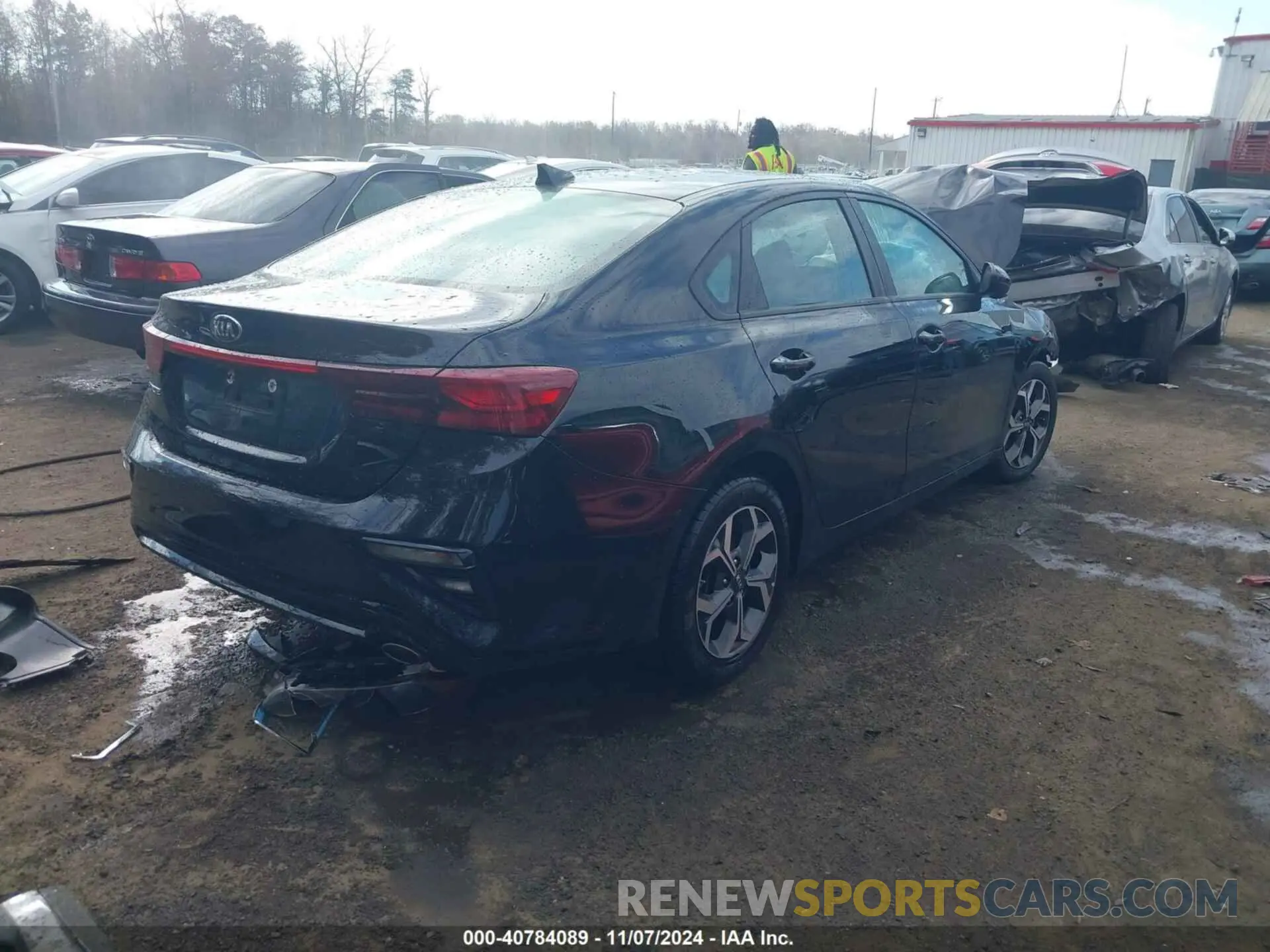 4 Photograph of a damaged car 3KPF24AD3ME305678 KIA FORTE 2021