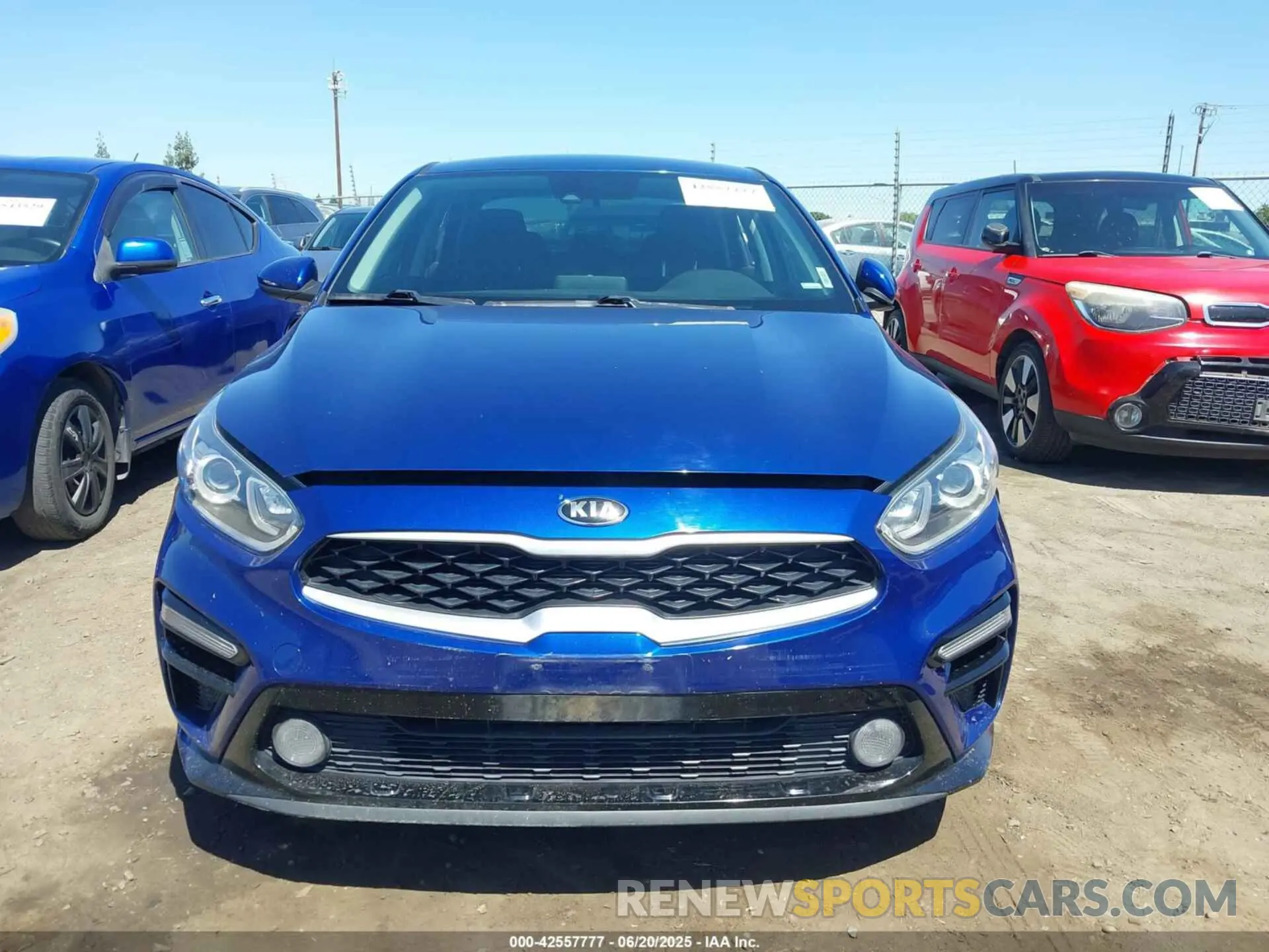 12 Photograph of a damaged car 3KPF24AD3ME309018 KIA FORTE 2021