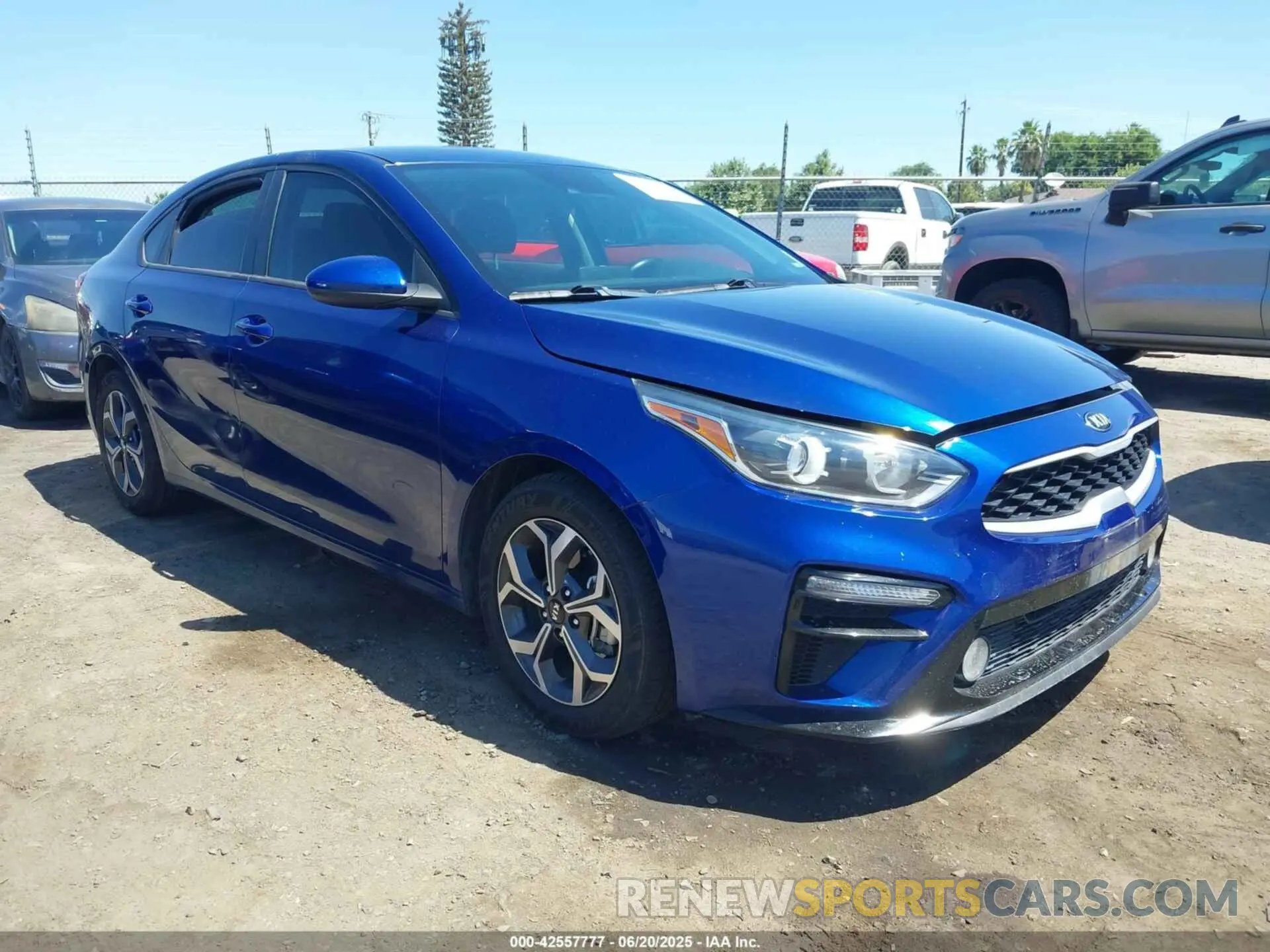 13 Photograph of a damaged car 3KPF24AD3ME309018 KIA FORTE 2021