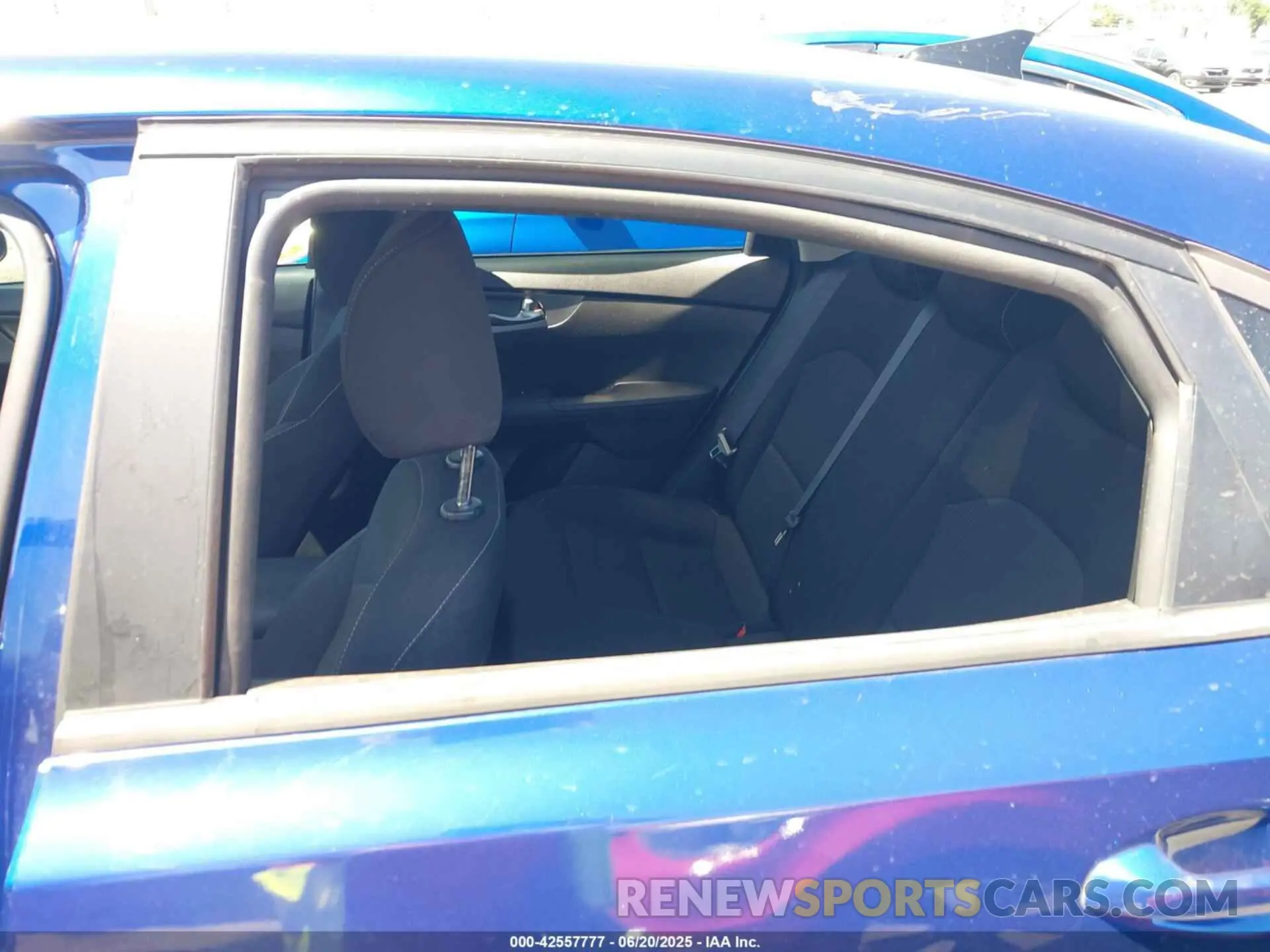 19 Photograph of a damaged car 3KPF24AD3ME309018 KIA FORTE 2021