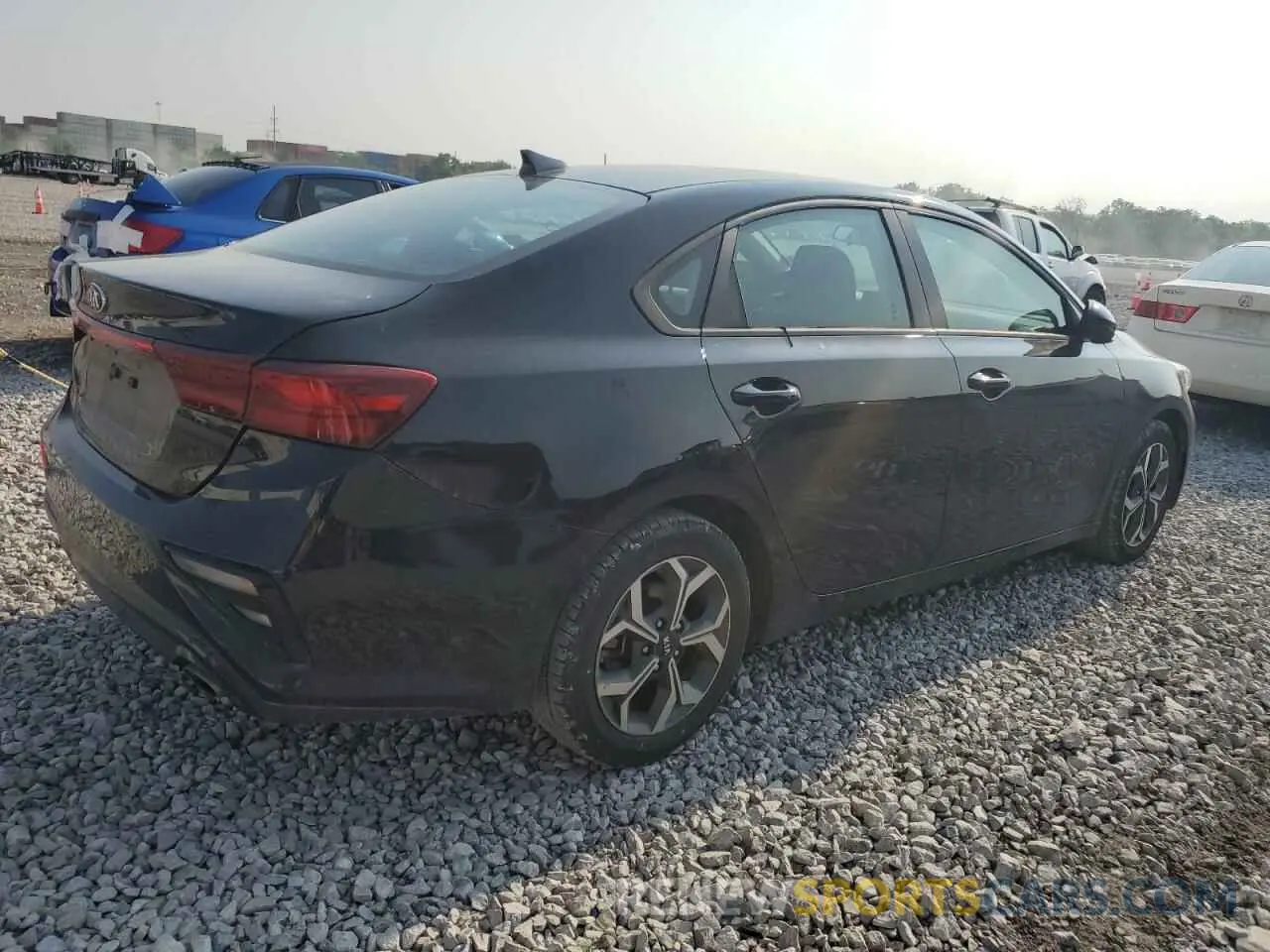 3 Photograph of a damaged car 3KPF24AD3ME314221 KIA FORTE 2021
