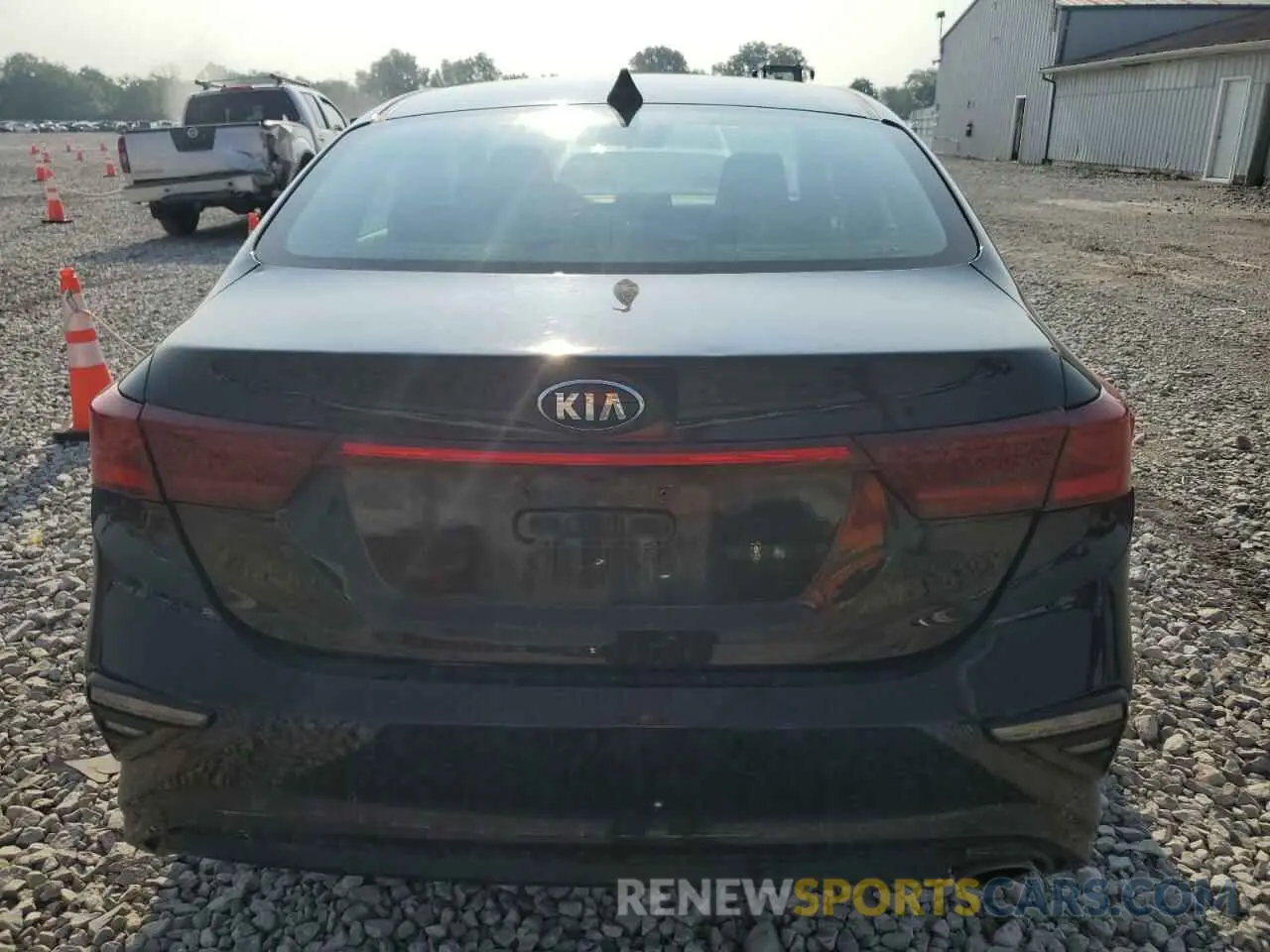 6 Photograph of a damaged car 3KPF24AD3ME314221 KIA FORTE 2021