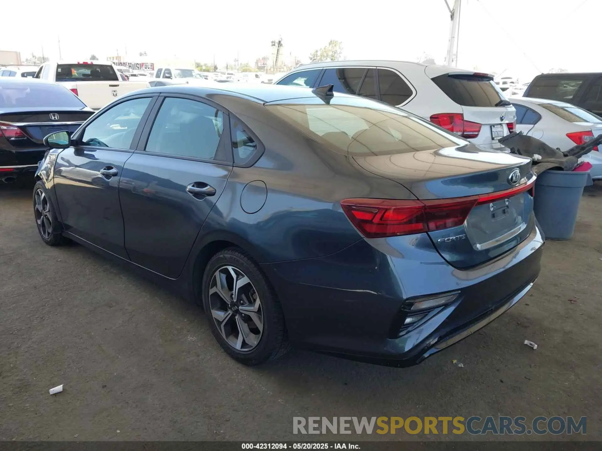 3 Photograph of a damaged car 3KPF24AD3ME316518 KIA FORTE 2021