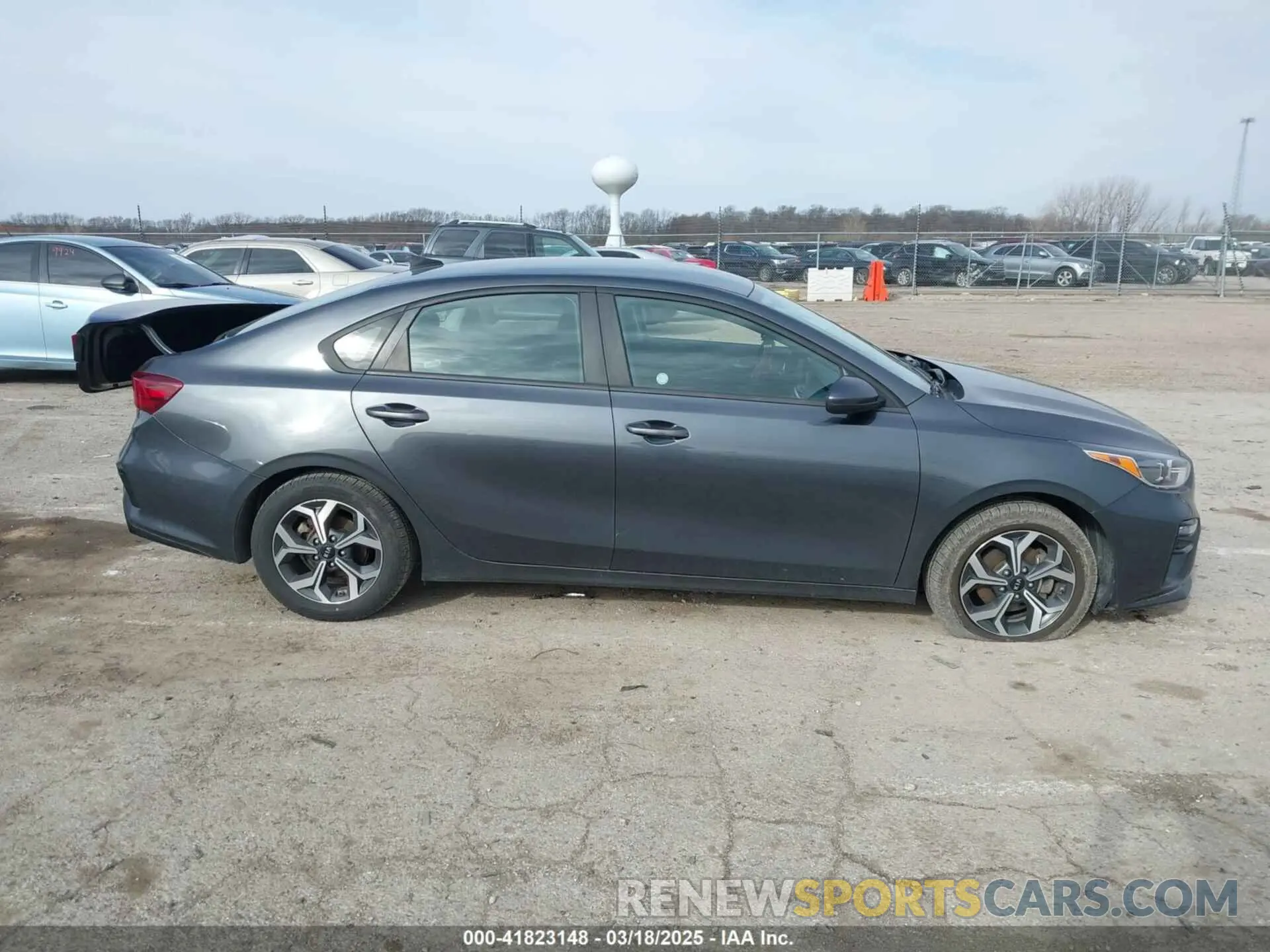 12 Photograph of a damaged car 3KPF24AD3ME329477 KIA FORTE 2021