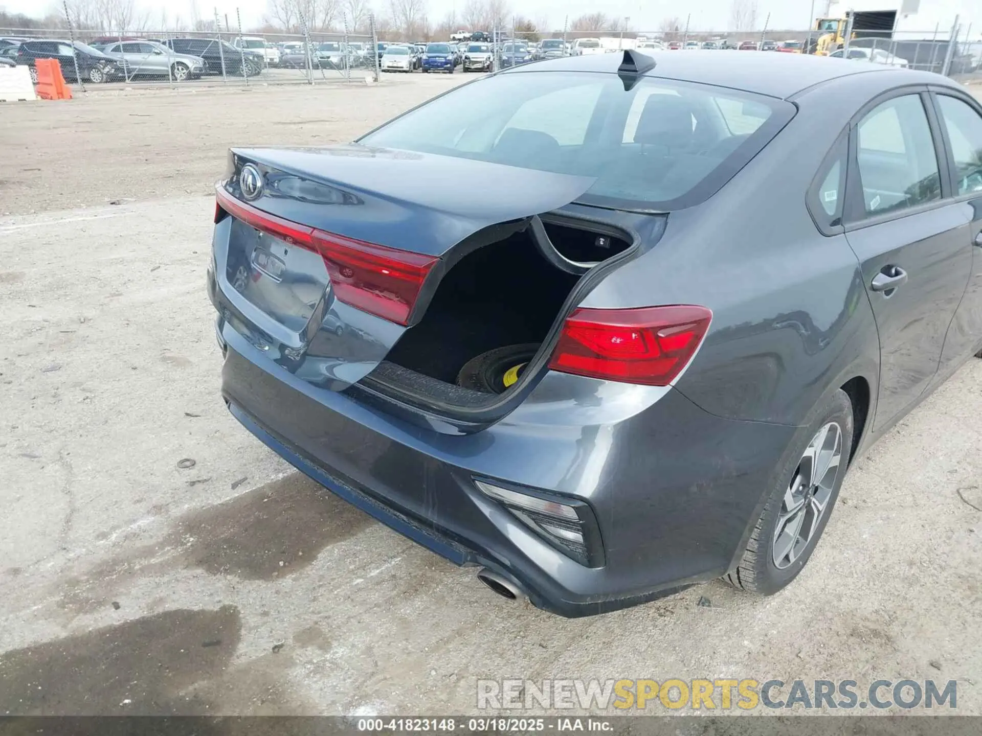 16 Photograph of a damaged car 3KPF24AD3ME329477 KIA FORTE 2021