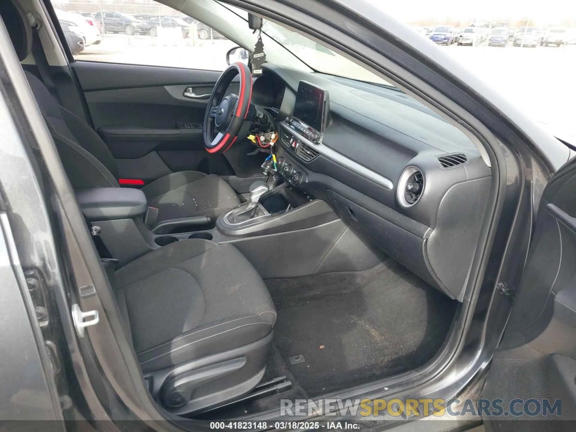 5 Photograph of a damaged car 3KPF24AD3ME329477 KIA FORTE 2021