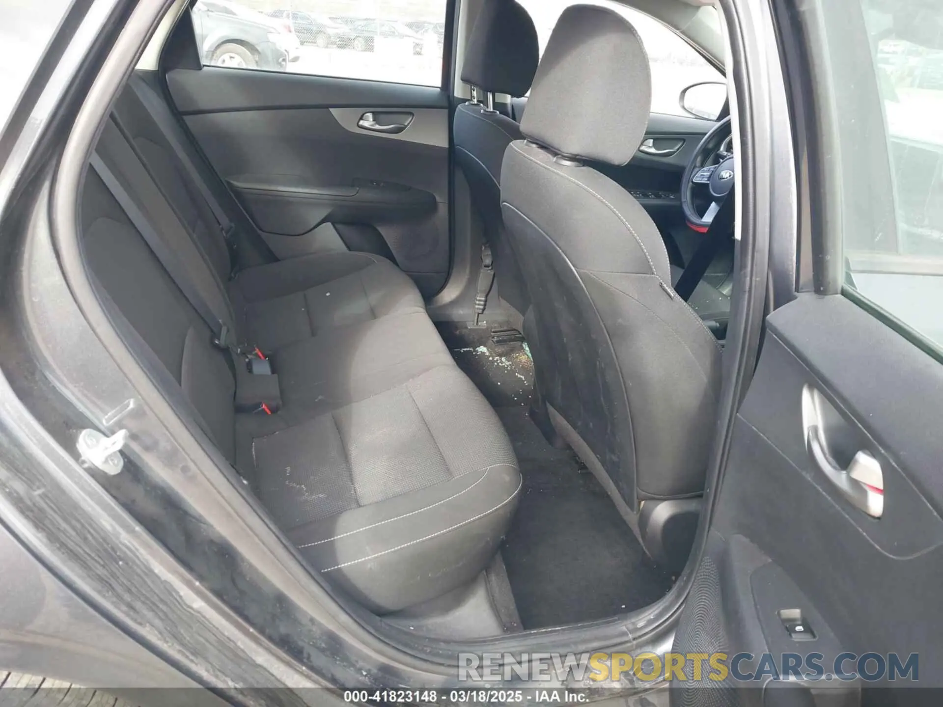 8 Photograph of a damaged car 3KPF24AD3ME329477 KIA FORTE 2021