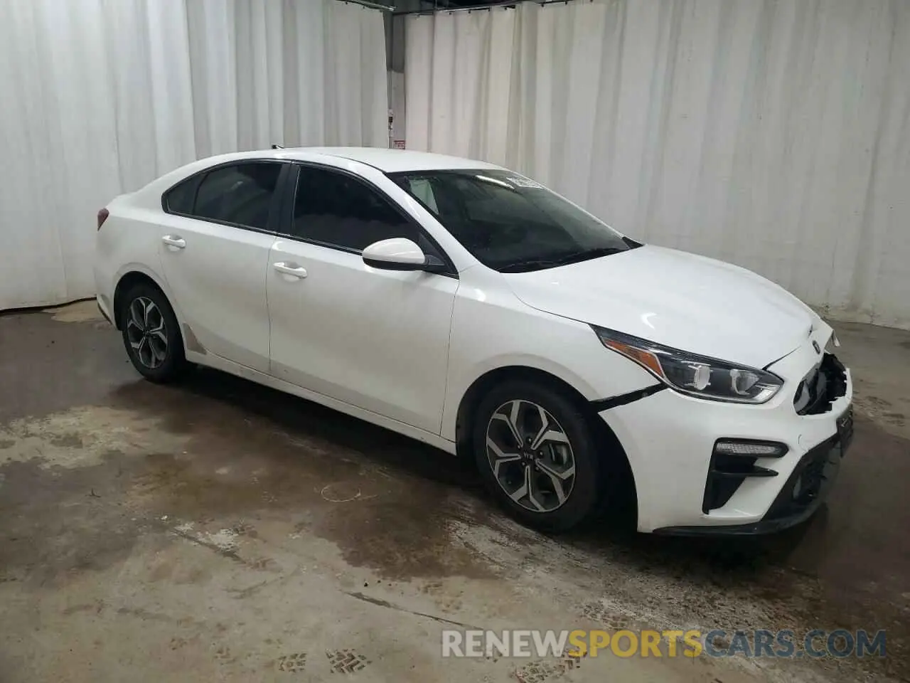 4 Photograph of a damaged car 3KPF24AD3ME333724 KIA FORTE 2021