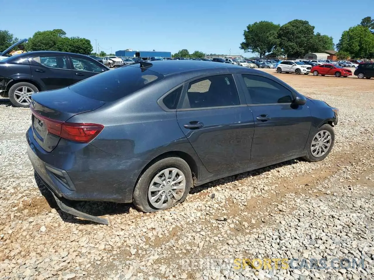 3 Photograph of a damaged car 3KPF24AD3ME339992 KIA FORTE 2021