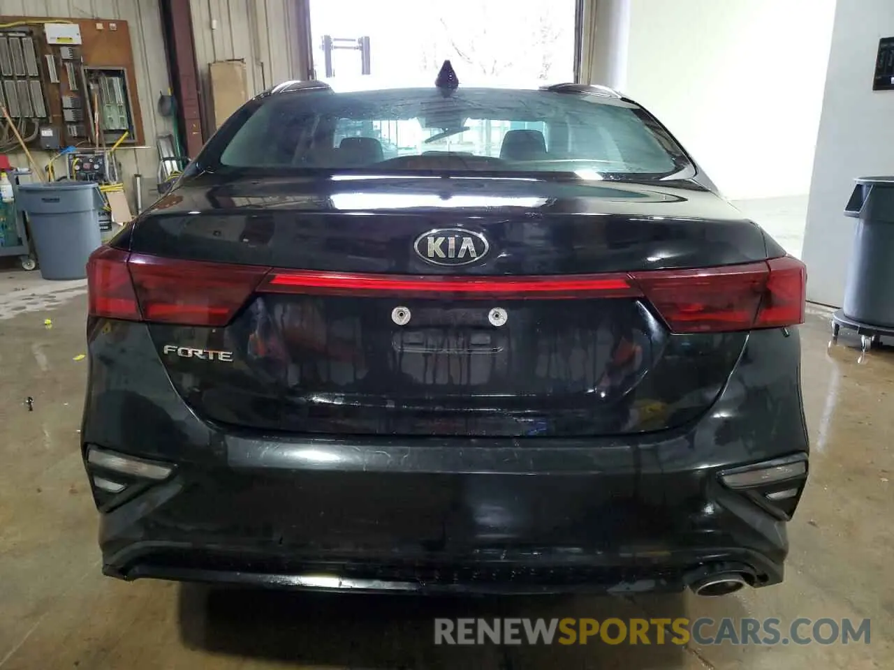 6 Photograph of a damaged car 3KPF24AD3ME349177 KIA FORTE 2021