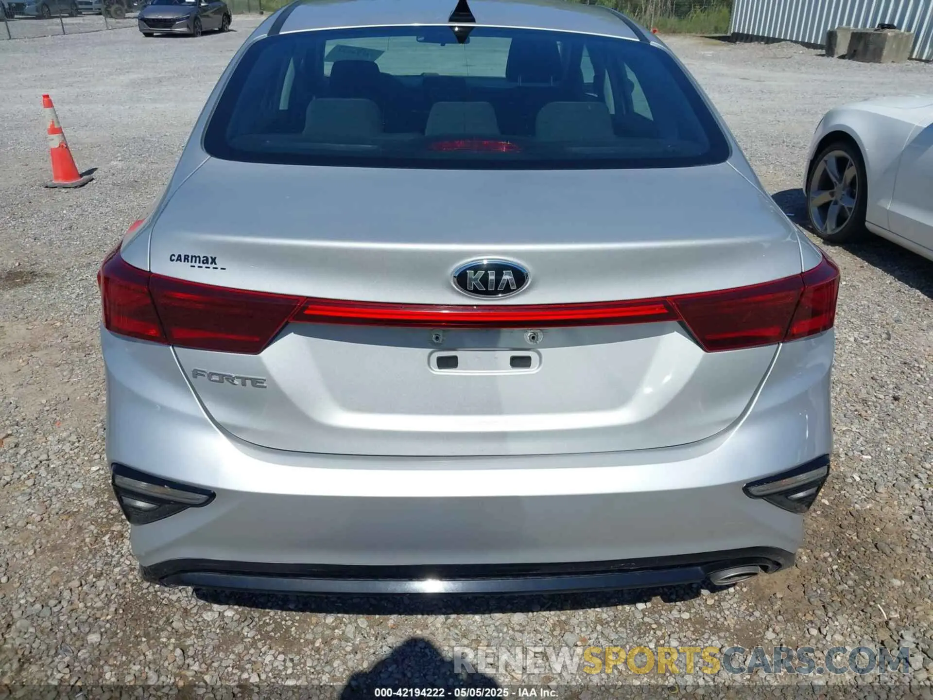 16 Photograph of a damaged car 3KPF24AD3ME353116 KIA FORTE 2021