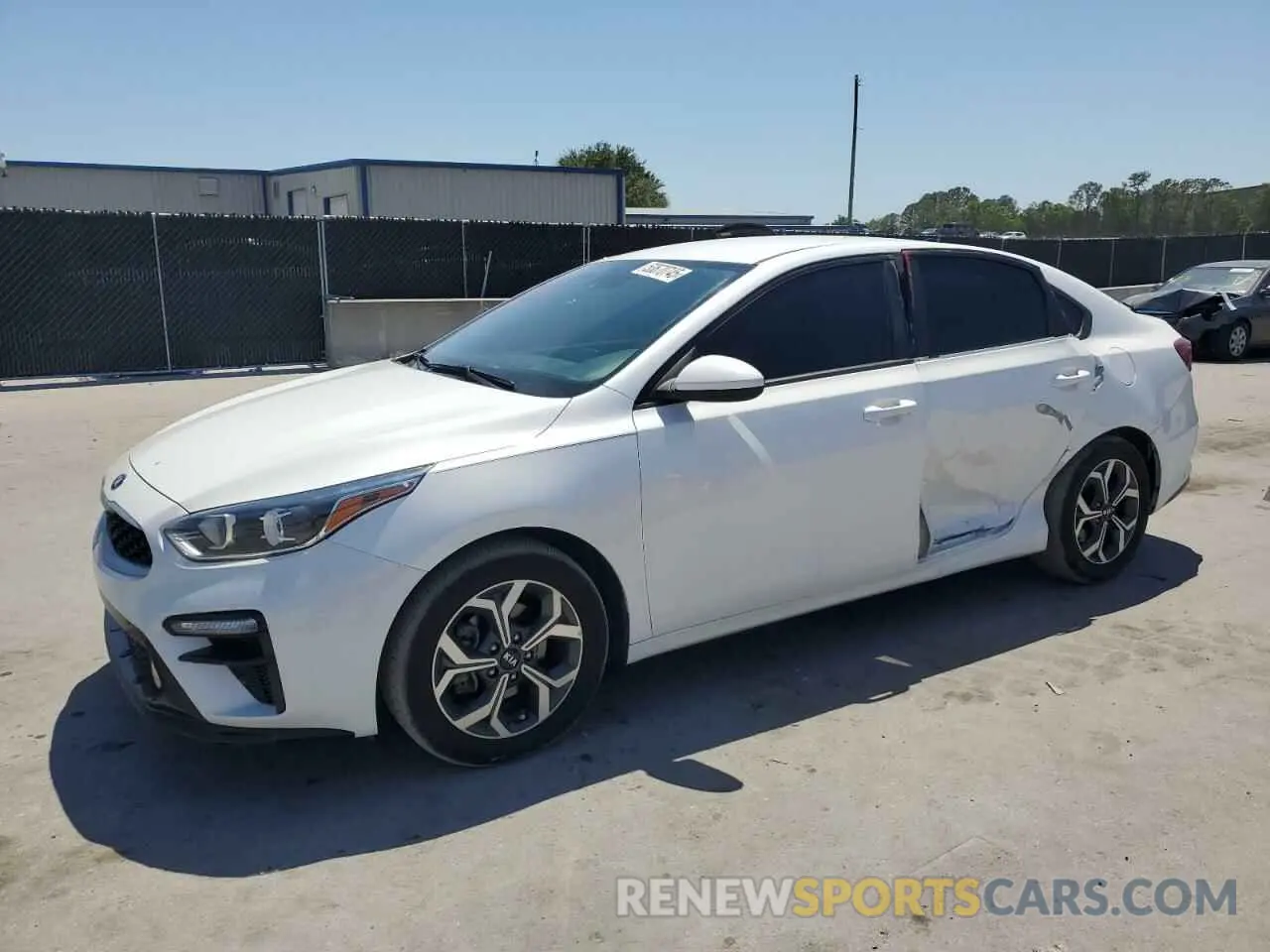 1 Photograph of a damaged car 3KPF24AD3ME358977 KIA FORTE 2021