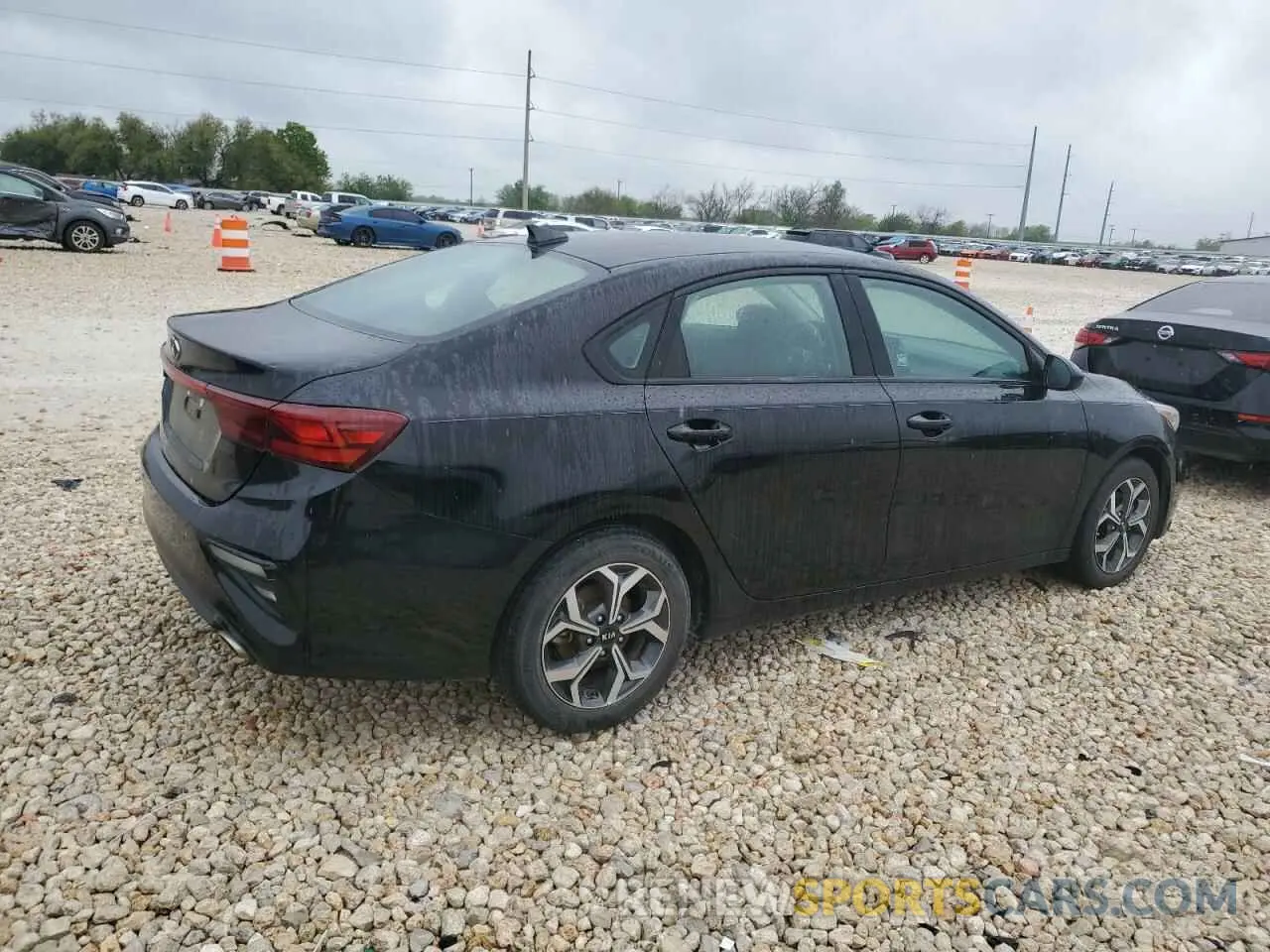 3 Photograph of a damaged car 3KPF24AD3ME362141 KIA FORTE 2021