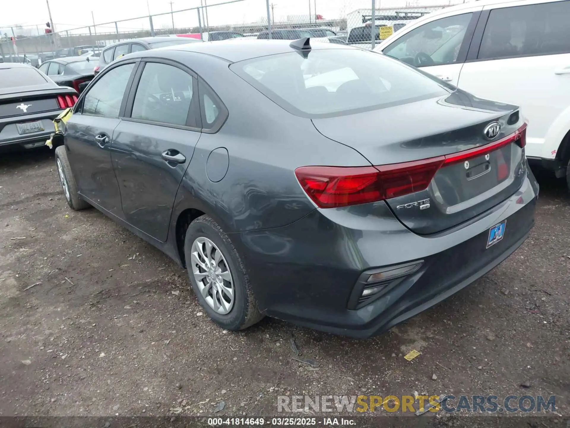 3 Photograph of a damaged car 3KPF24AD3ME369090 KIA FORTE 2021
