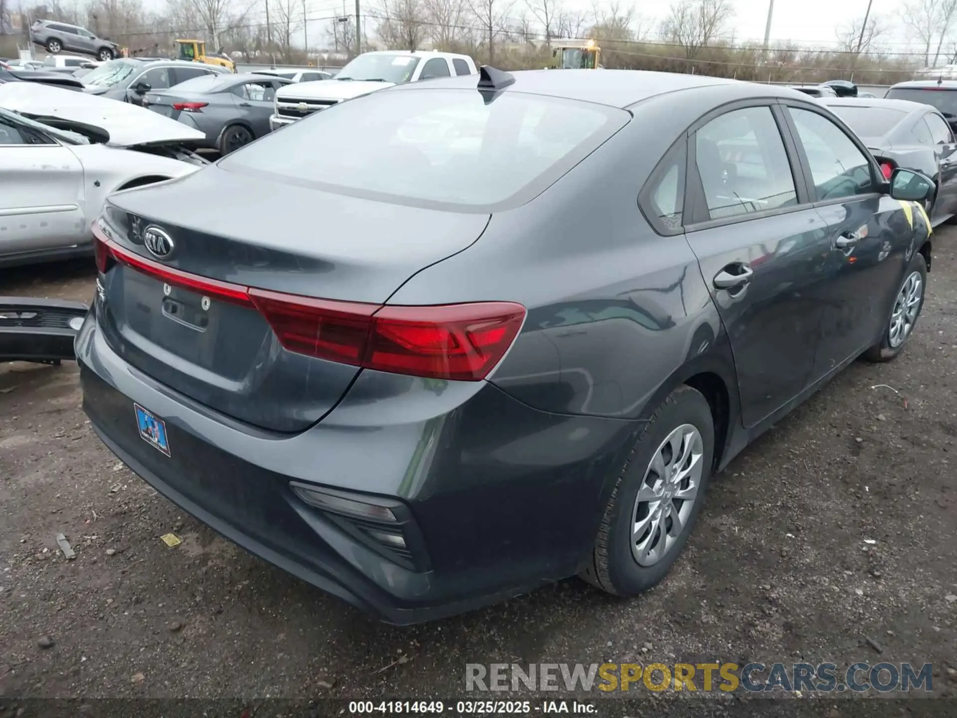 4 Photograph of a damaged car 3KPF24AD3ME369090 KIA FORTE 2021