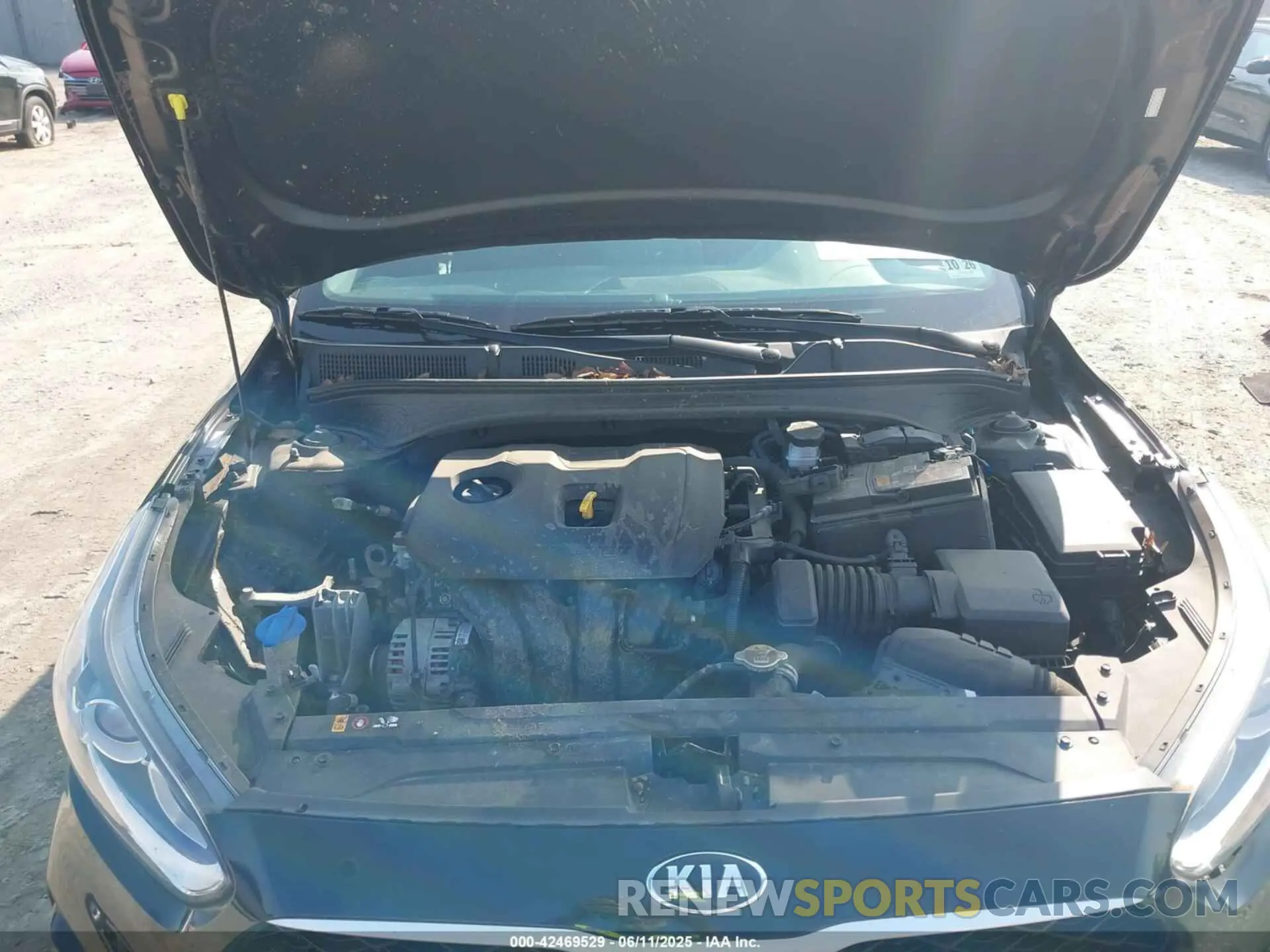 10 Photograph of a damaged car 3KPF24AD3ME408910 KIA FORTE 2021