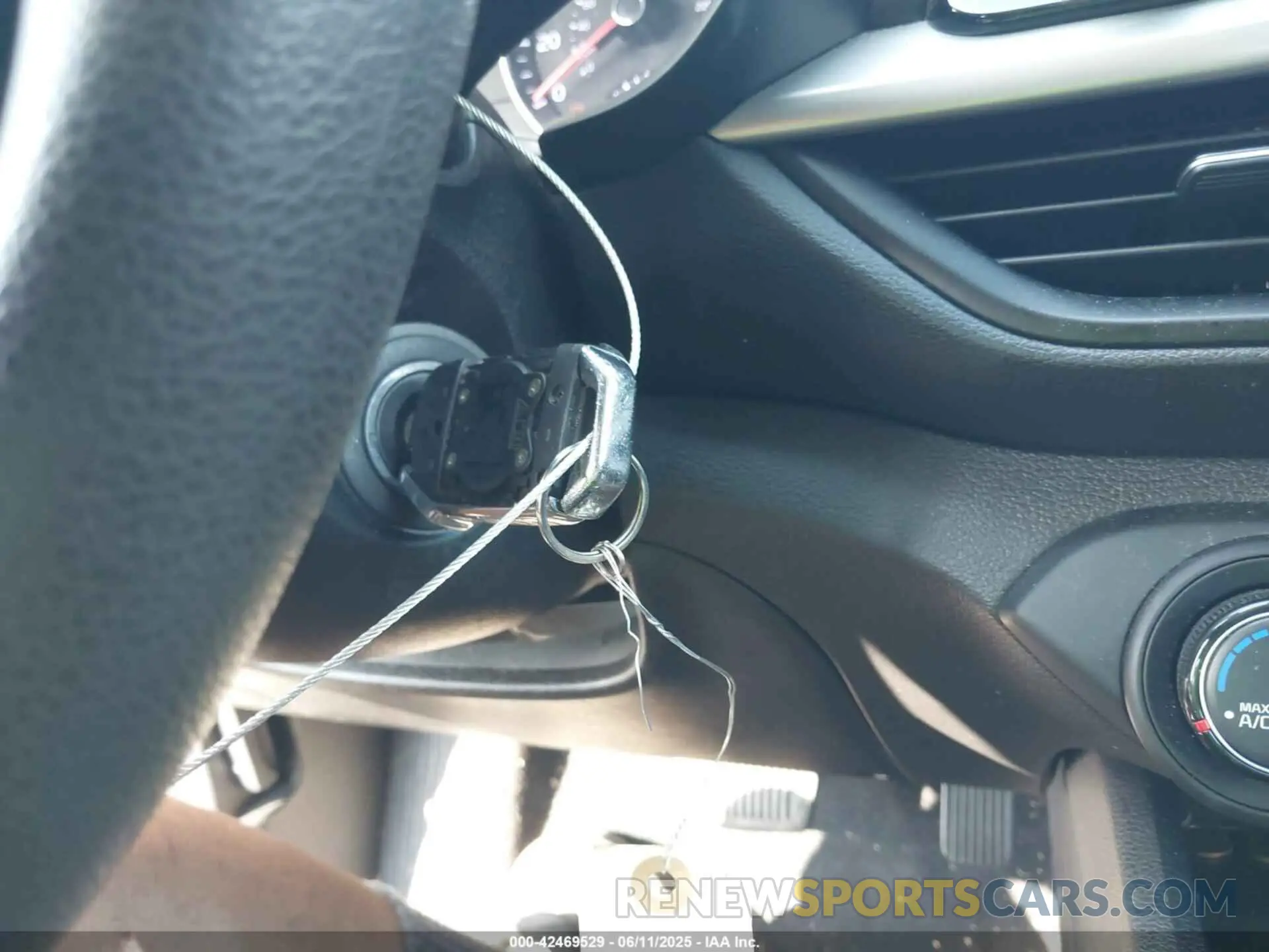 11 Photograph of a damaged car 3KPF24AD3ME408910 KIA FORTE 2021
