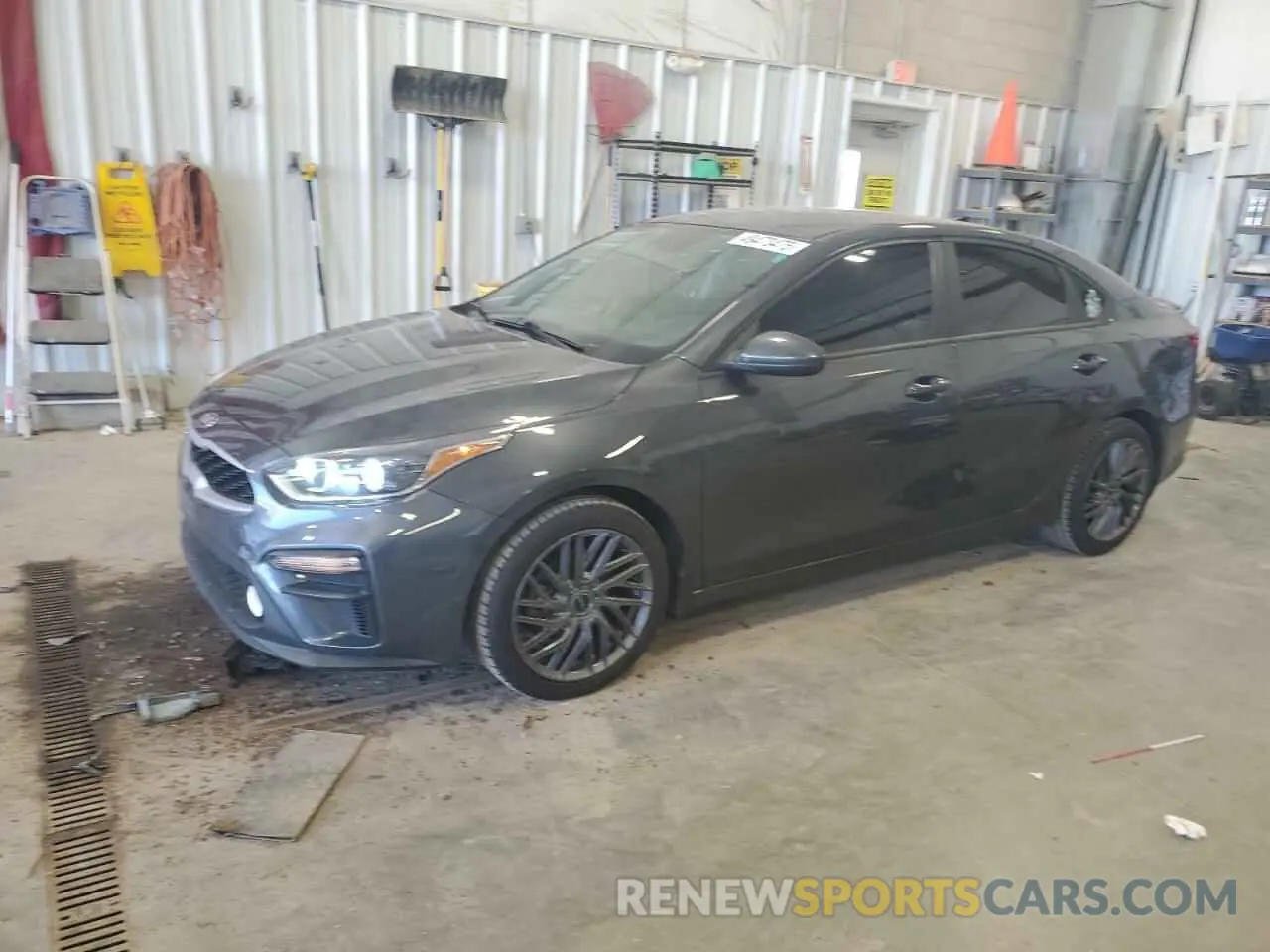 1 Photograph of a damaged car 3KPF24AD4ME267118 KIA FORTE 2021