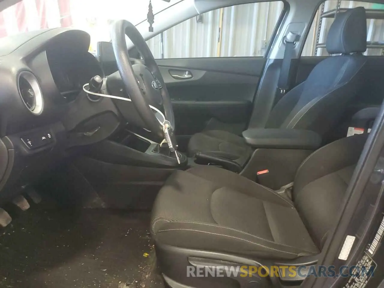 7 Photograph of a damaged car 3KPF24AD4ME267118 KIA FORTE 2021