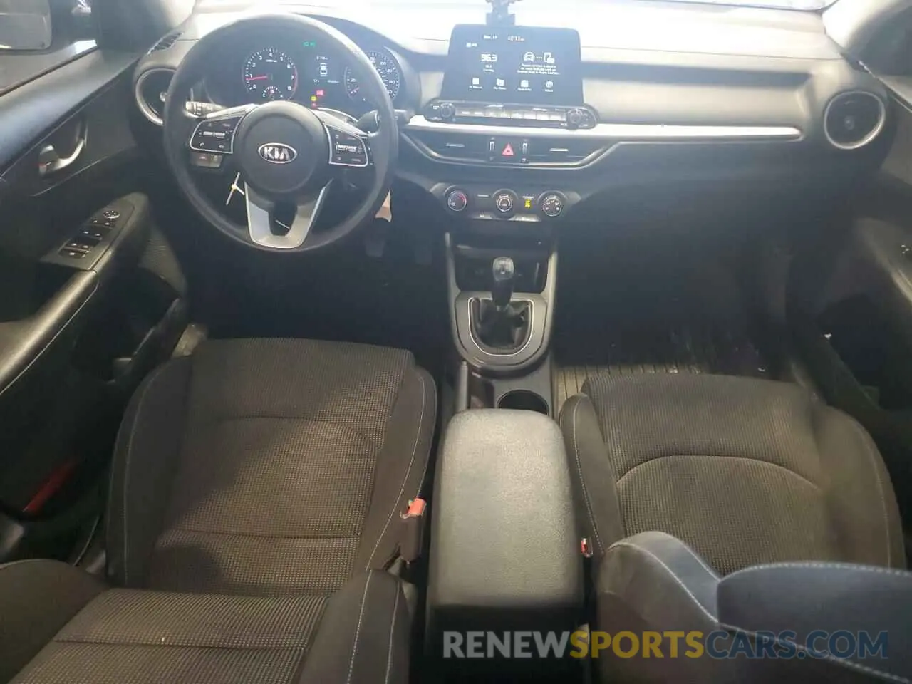 8 Photograph of a damaged car 3KPF24AD4ME267118 KIA FORTE 2021